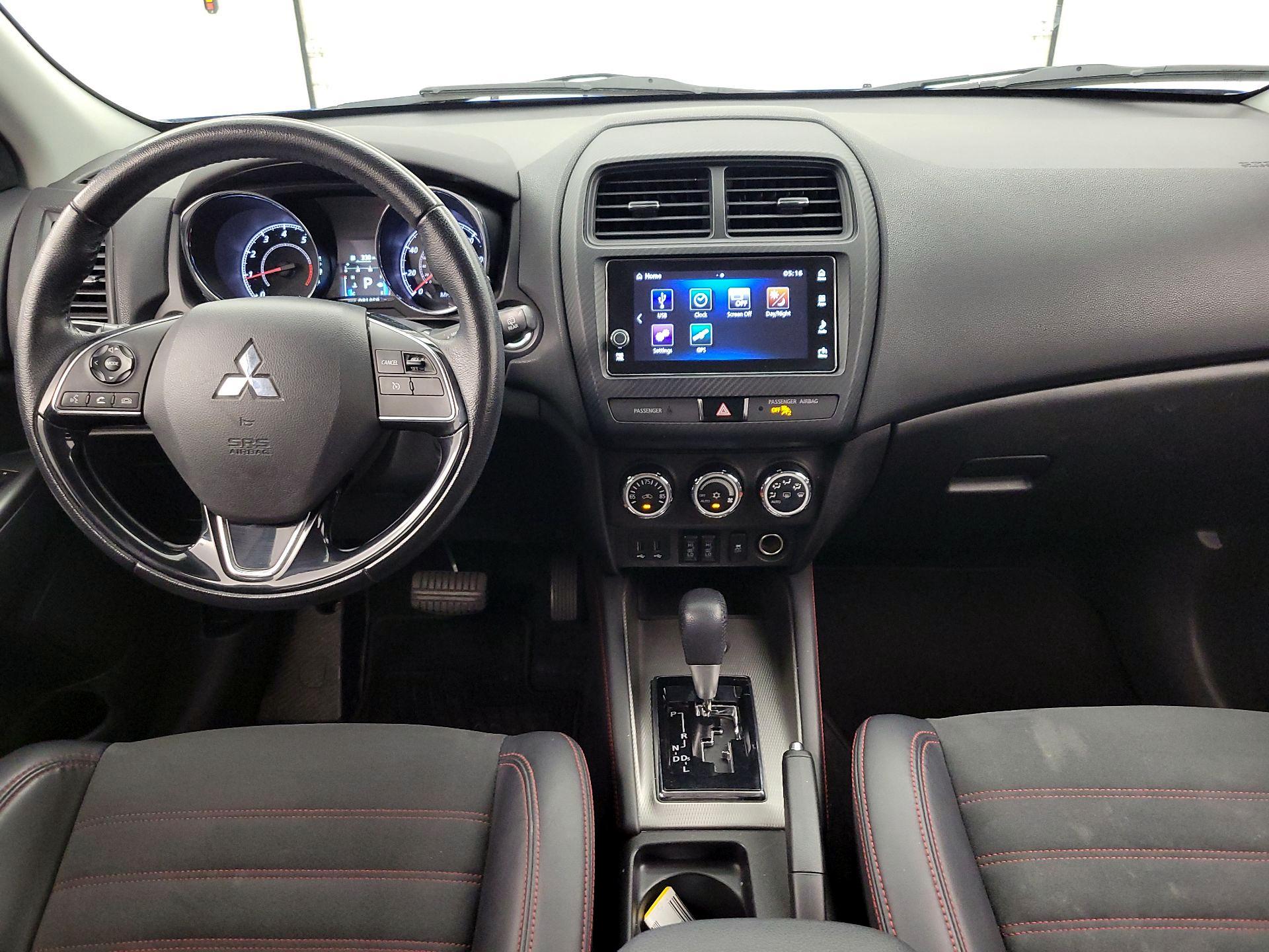 Thumbnail: 2018 Mitsubishi Outlander Sport - 9