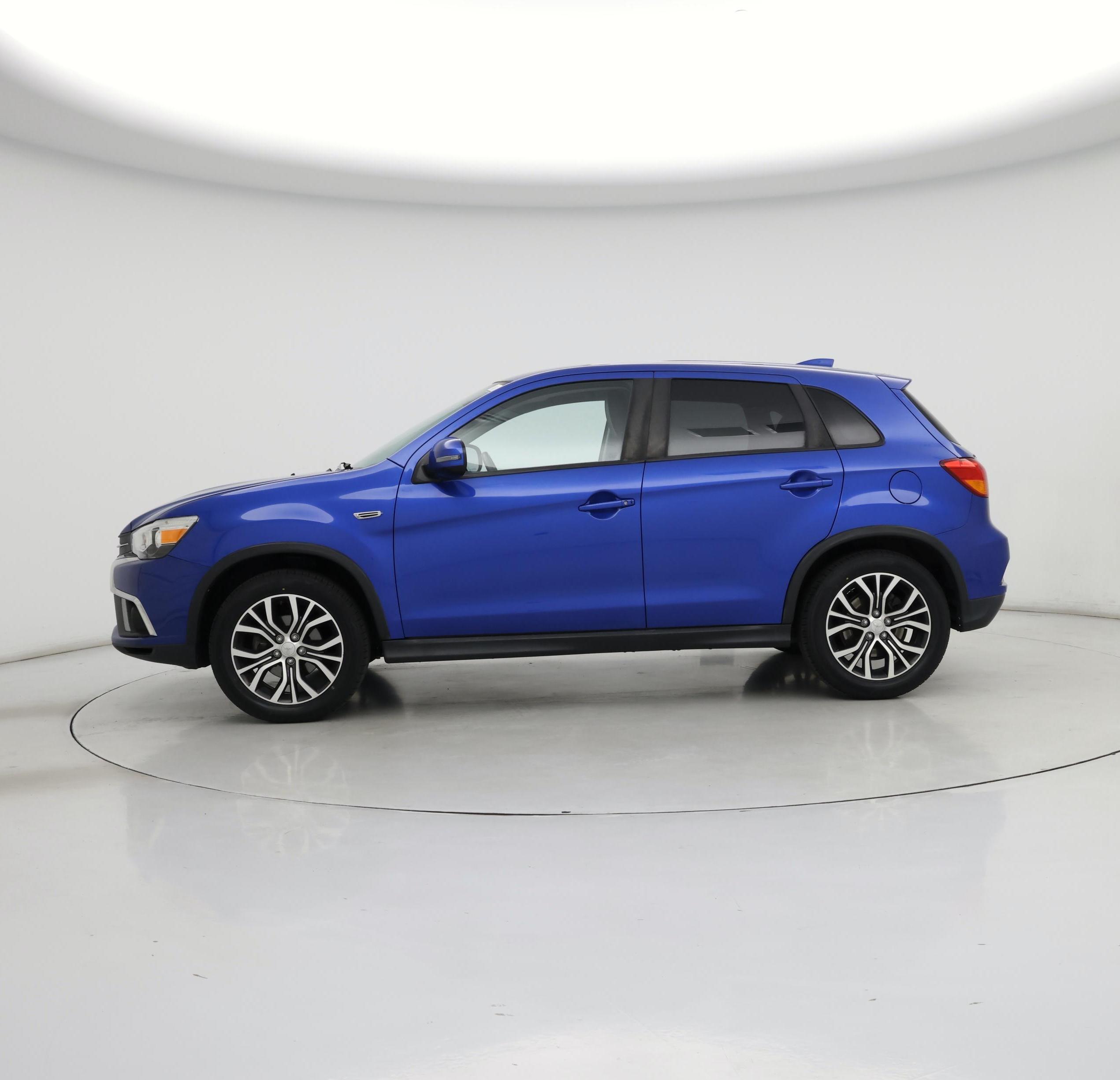 Thumbnail: 2018 Mitsubishi Outlander Sport - 3