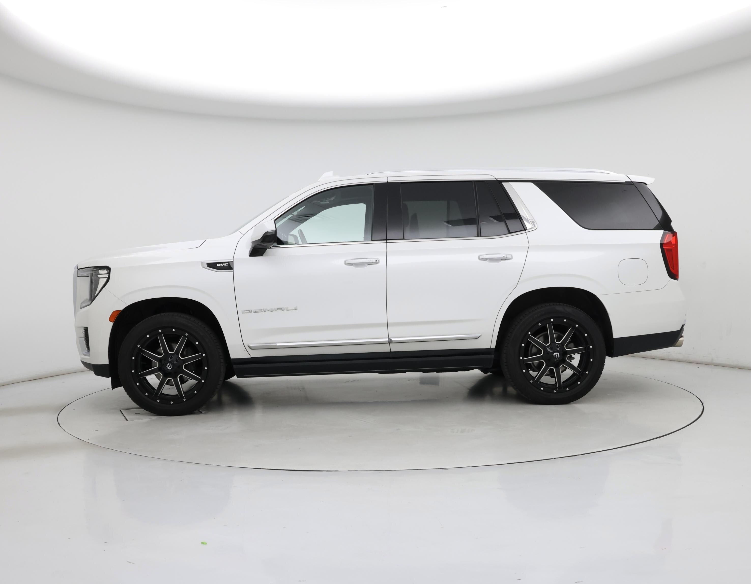 Thumbnail: 2021 GMC Yukon - 3