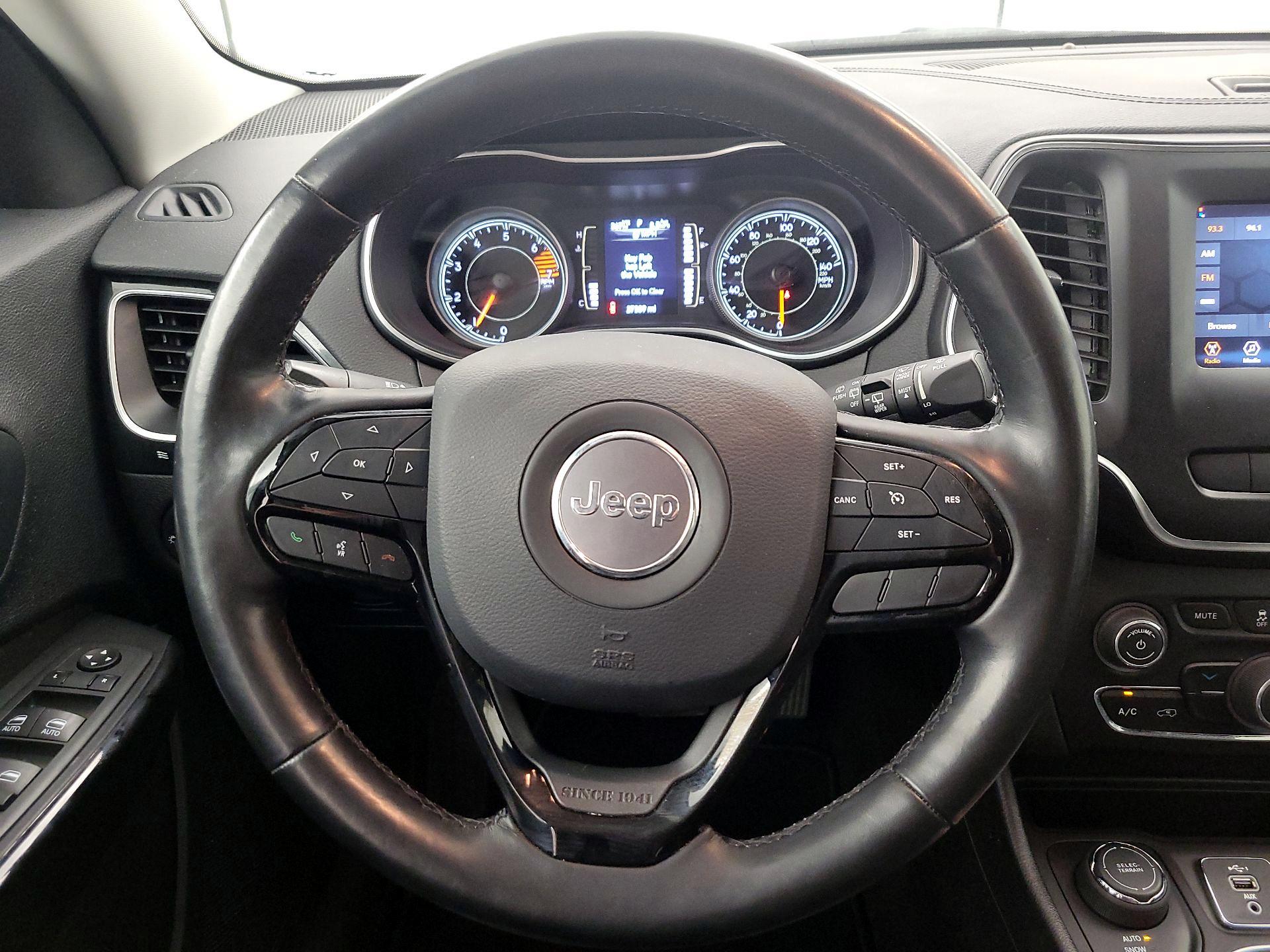 Thumbnail: 2021 Jeep Cherokee - 10