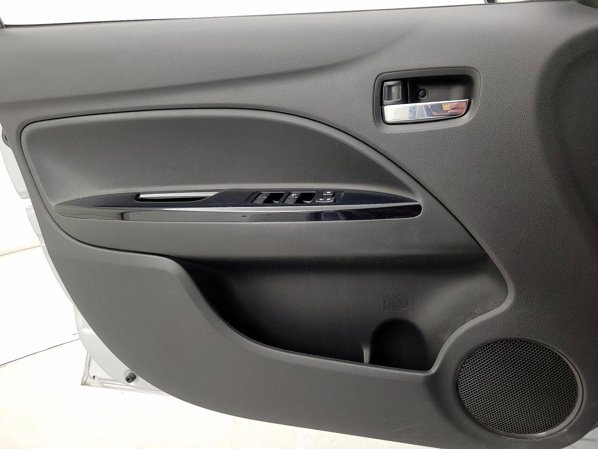 Thumbnail: 2017 Mitsubishi Mirage G4 - 12