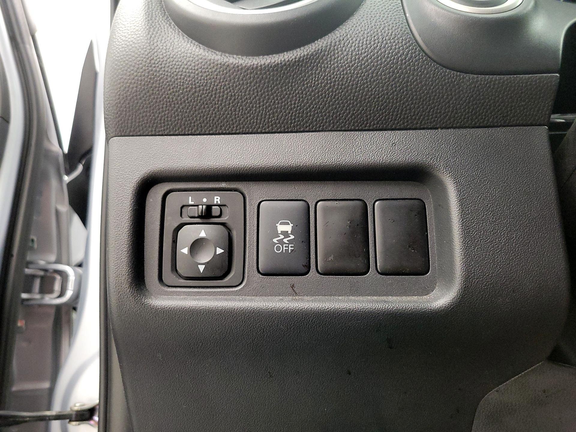 Thumbnail: 2017 Mitsubishi Mirage G4 - 13