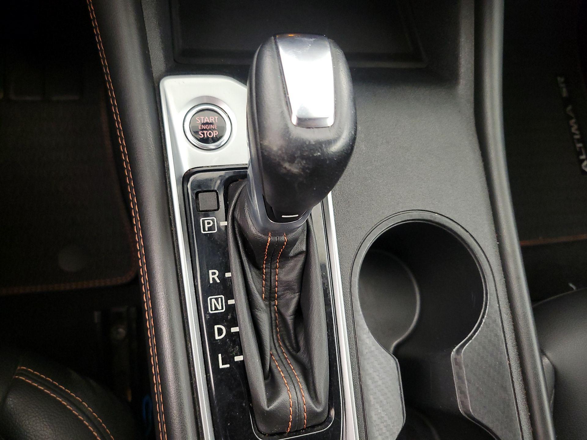 Thumbnail: 2021 Nissan Altima - 17