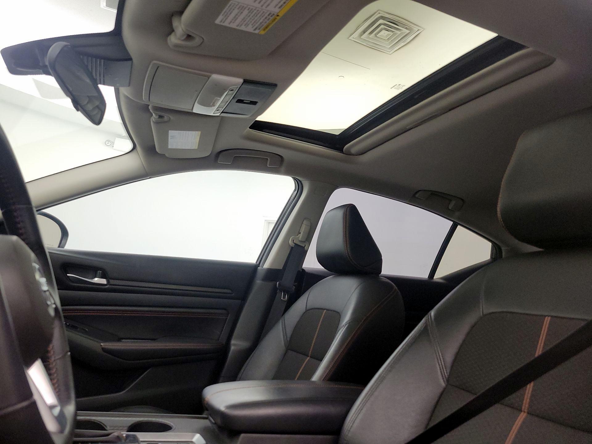 Thumbnail: 2021 Nissan Altima - 19