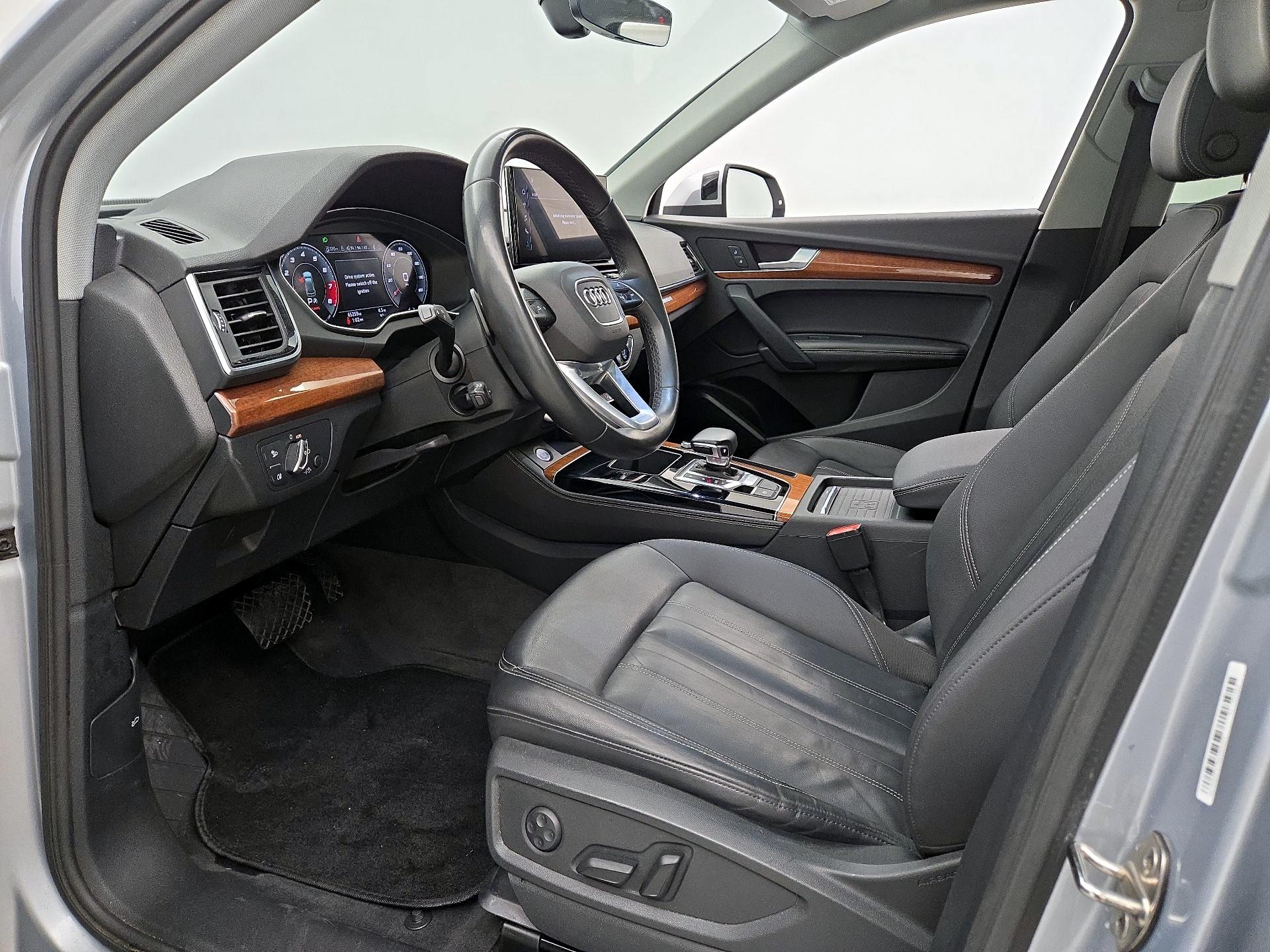 Thumbnail: 2021 Audi Q5 - 11