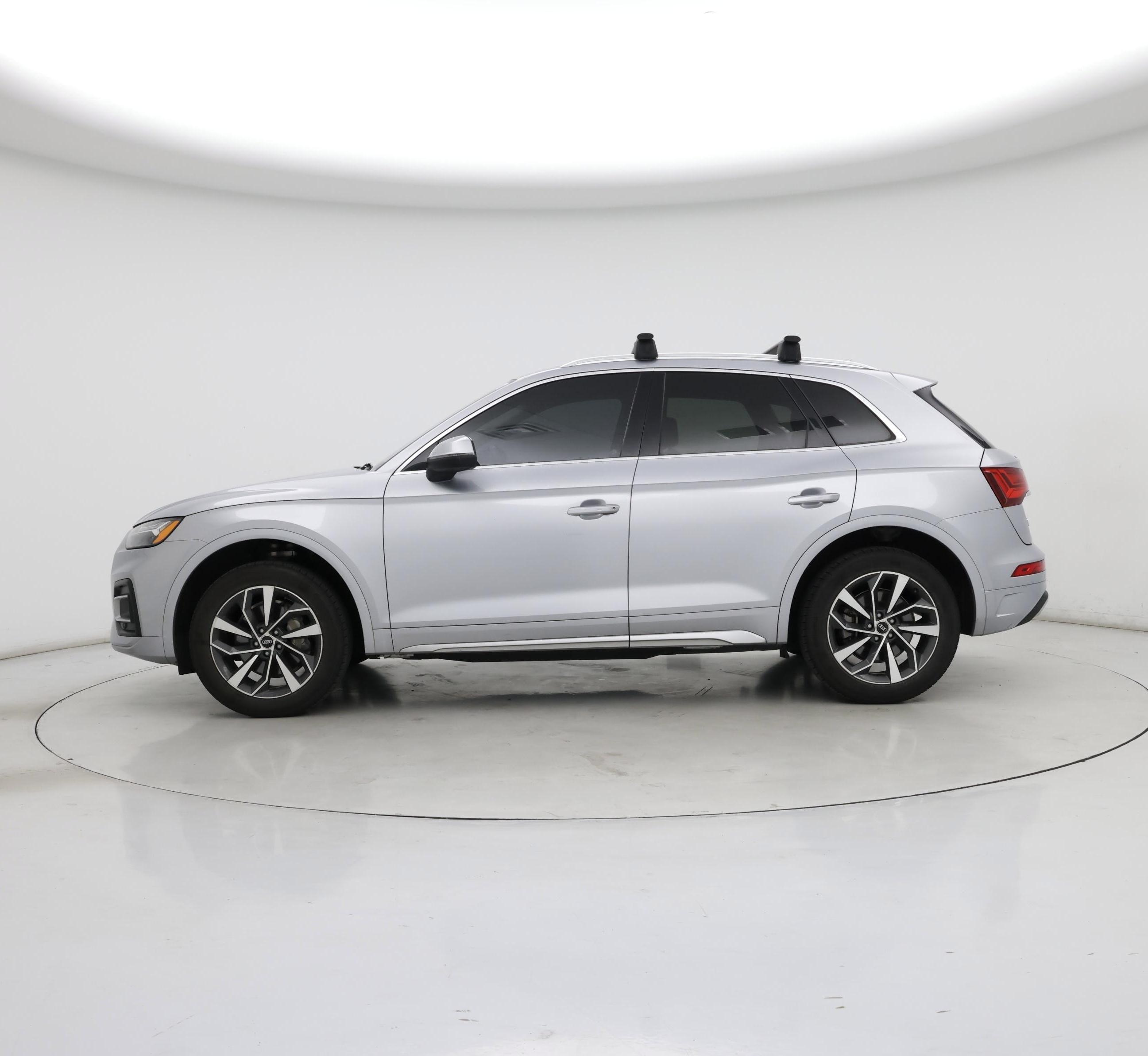 Thumbnail: 2021 Audi Q5 - 3