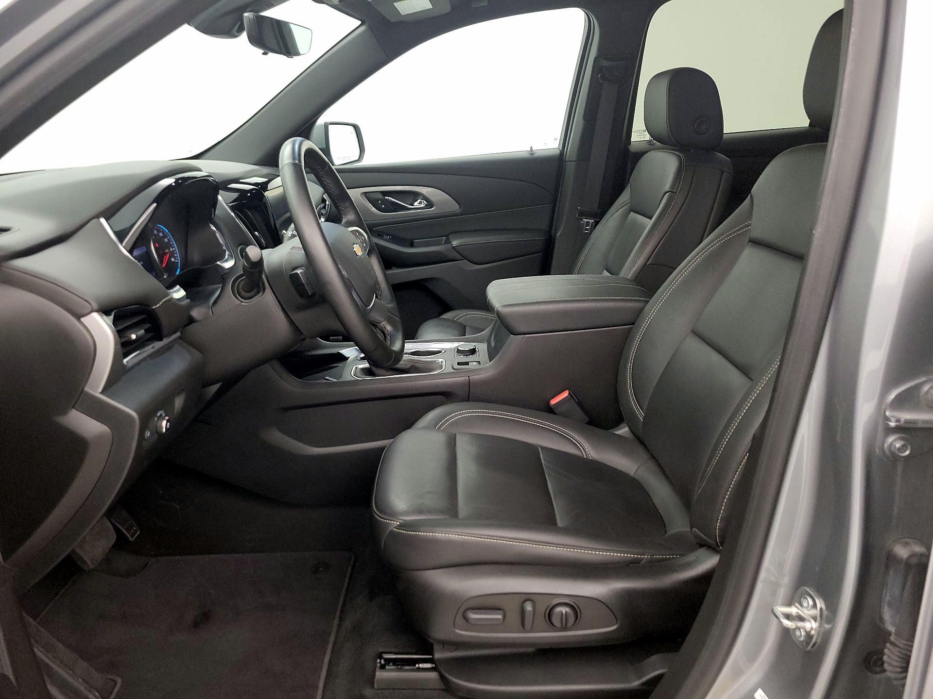 Thumbnail: 2023 Chevrolet Traverse - 11