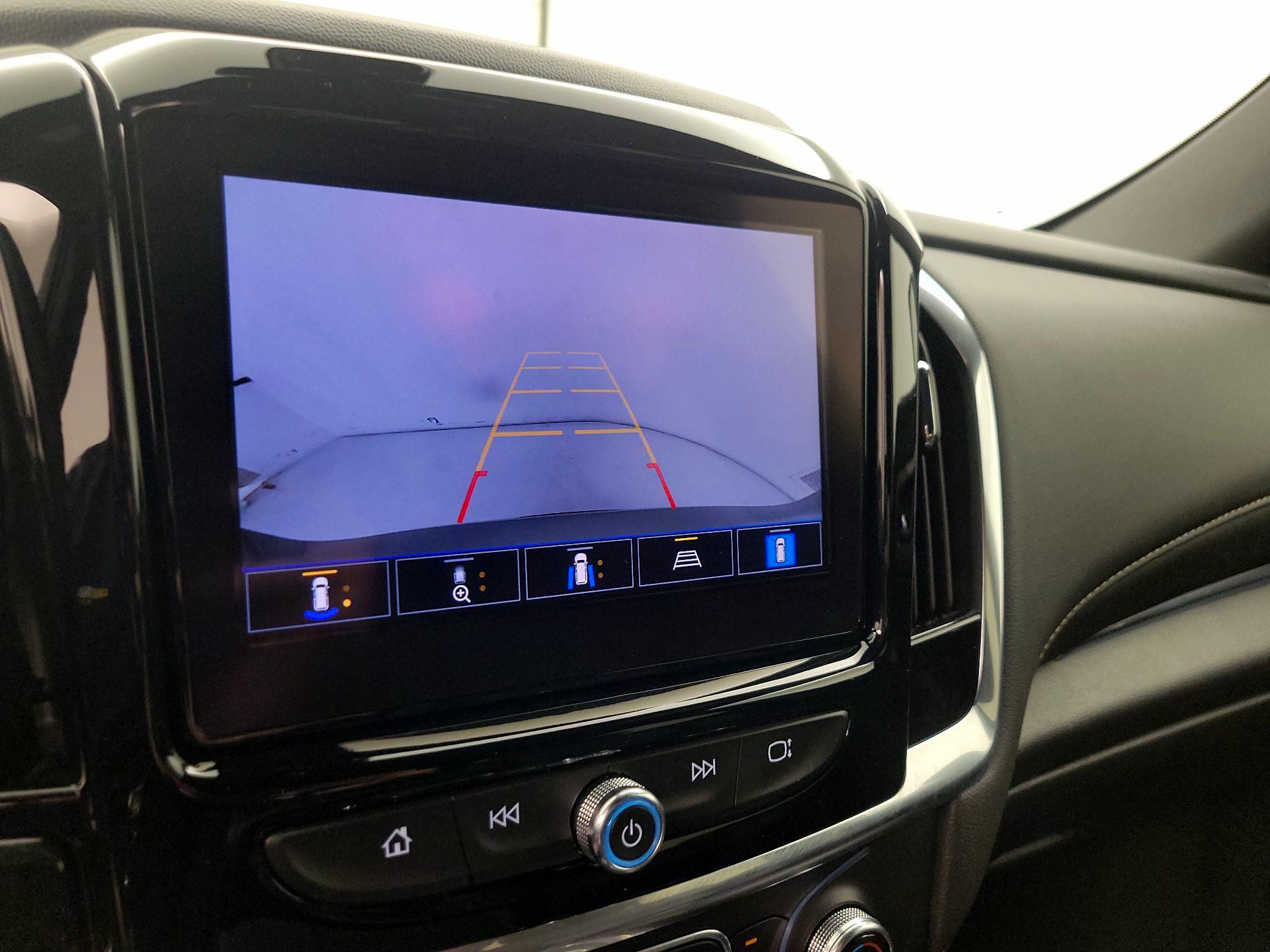 Thumbnail: 2023 Chevrolet Traverse - 14