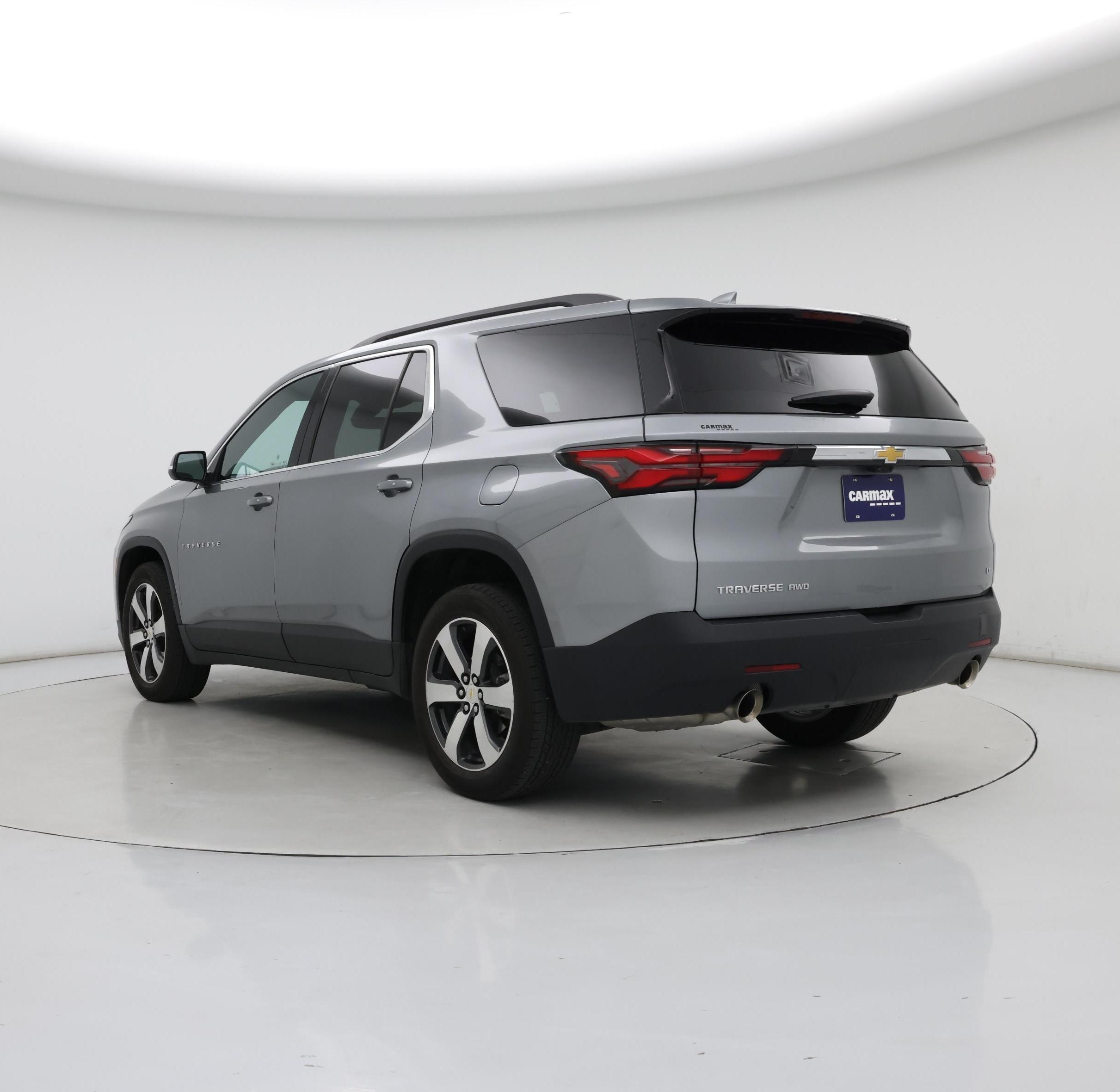 Thumbnail: 2023 Chevrolet Traverse - 2