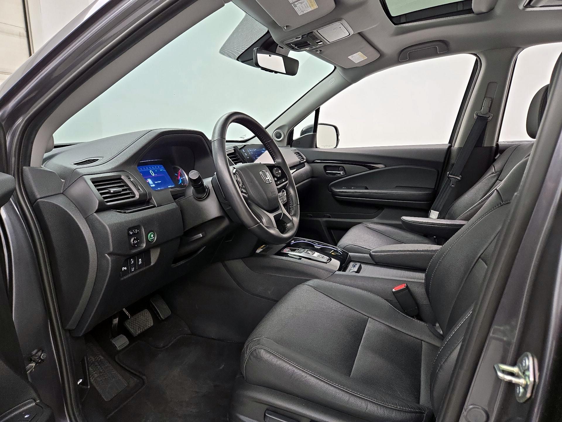Thumbnail: 2020 Honda Pilot - 11
