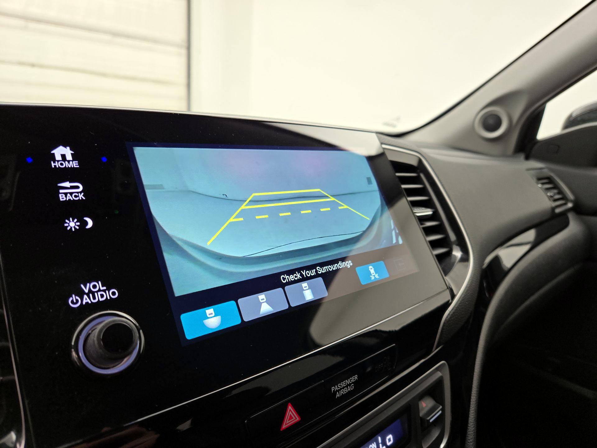 Thumbnail: 2020 Honda Pilot - 14