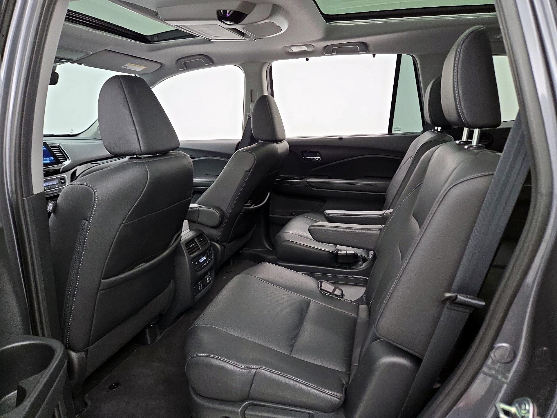 Thumbnail: 2020 Honda Pilot - 20