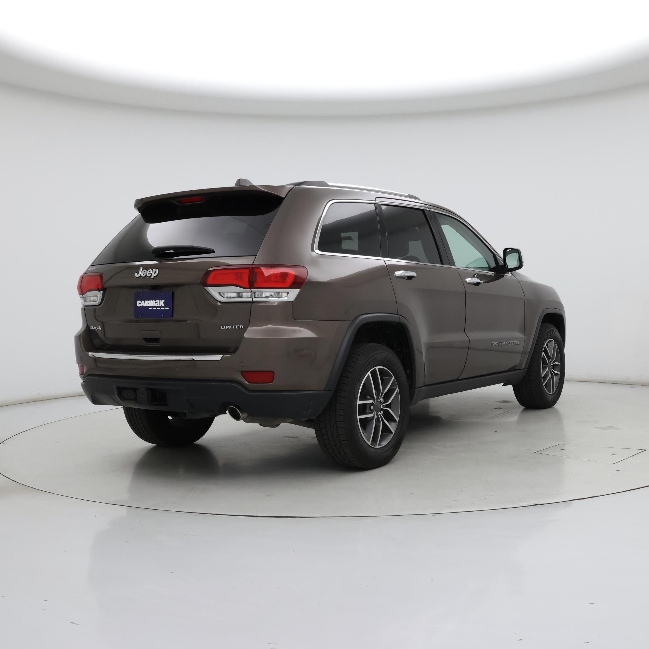 Thumbnail: 2020 Jeep Grand Cherokee - 8