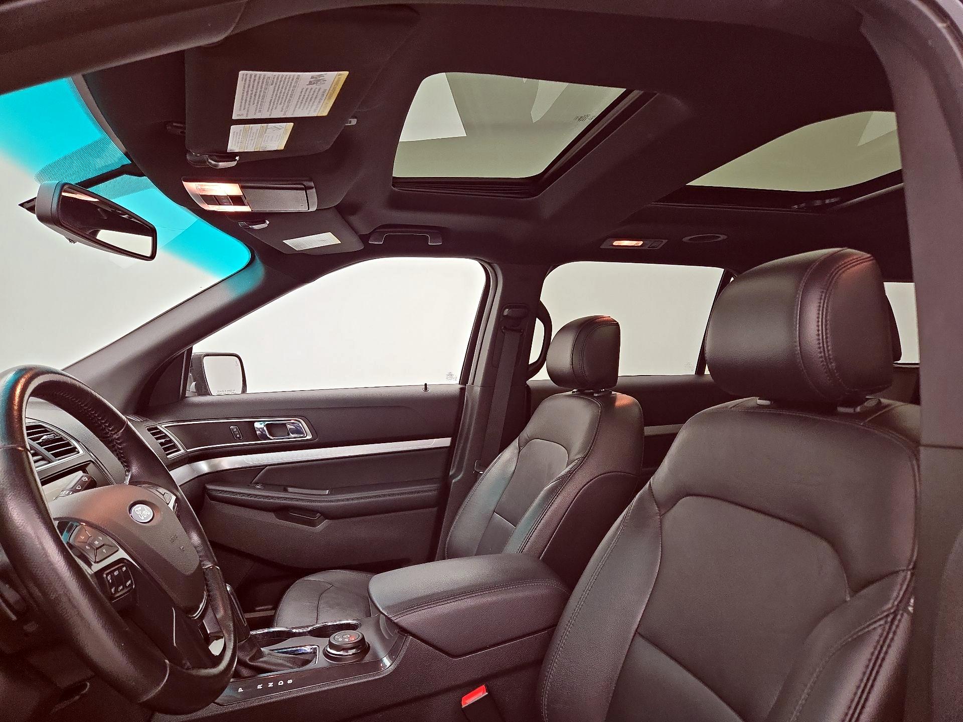 Thumbnail: 2016 Ford Explorer - 19