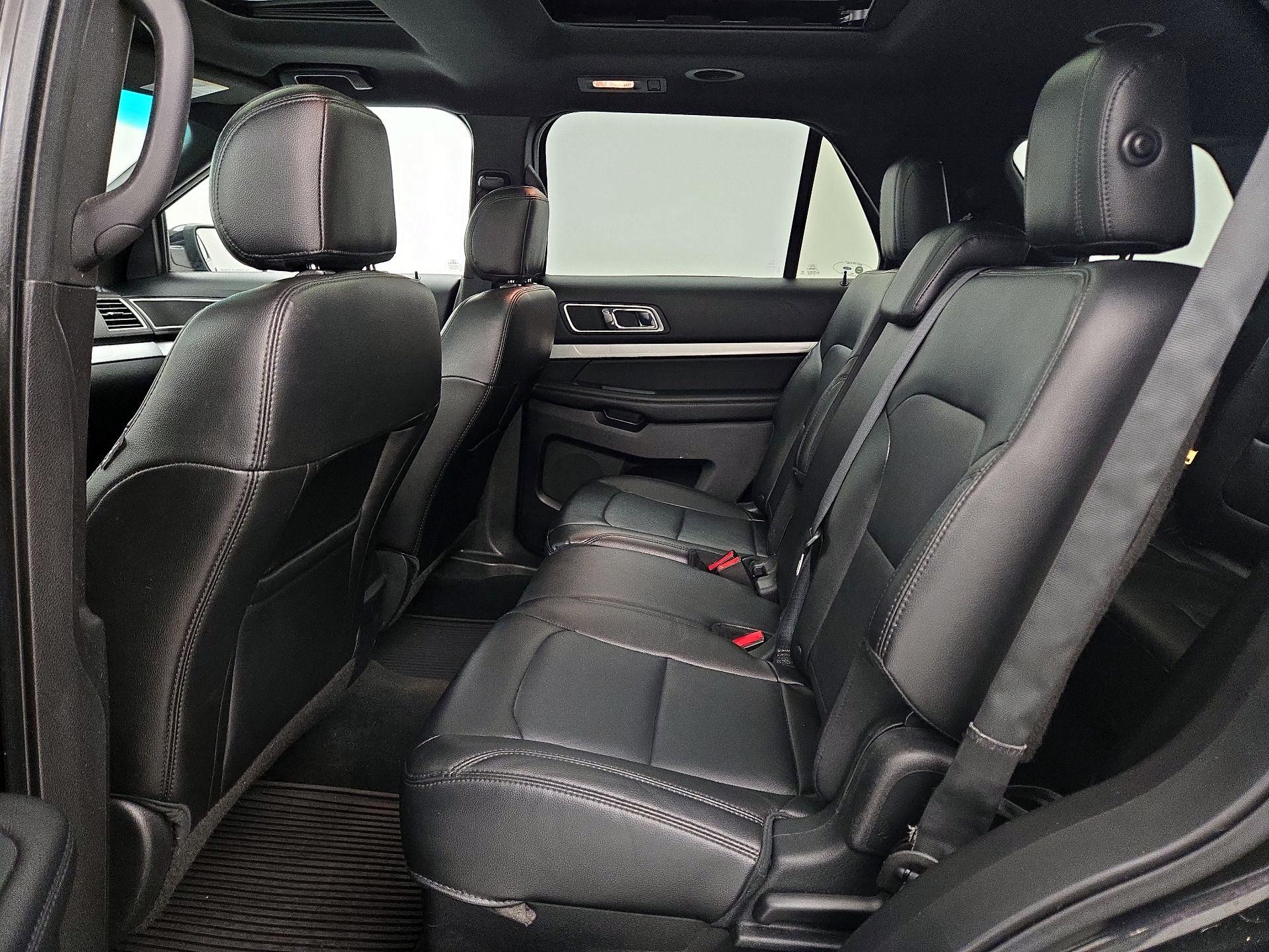 Thumbnail: 2016 Ford Explorer - 20