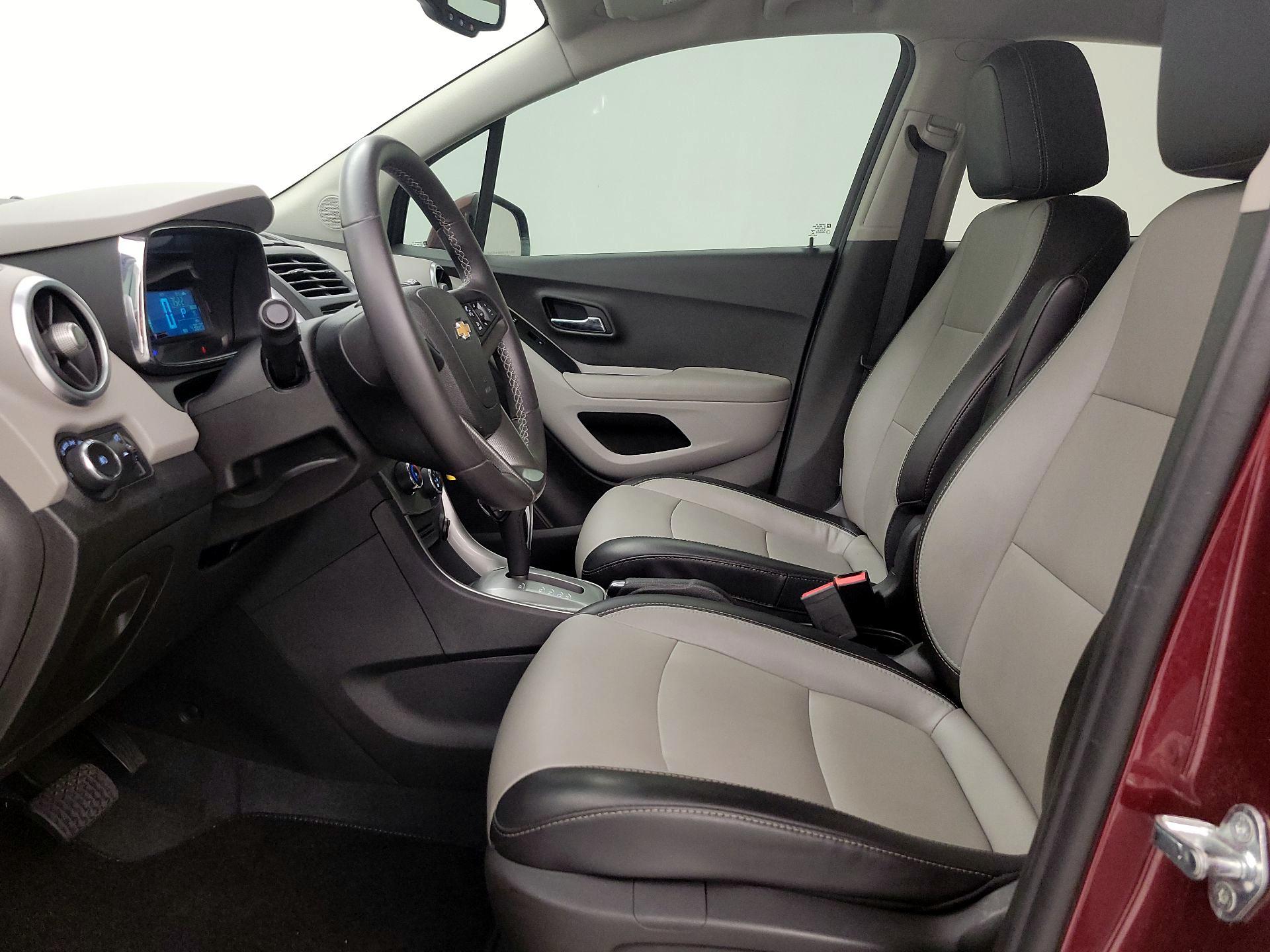 Thumbnail: 2016 Chevrolet Trax - 11