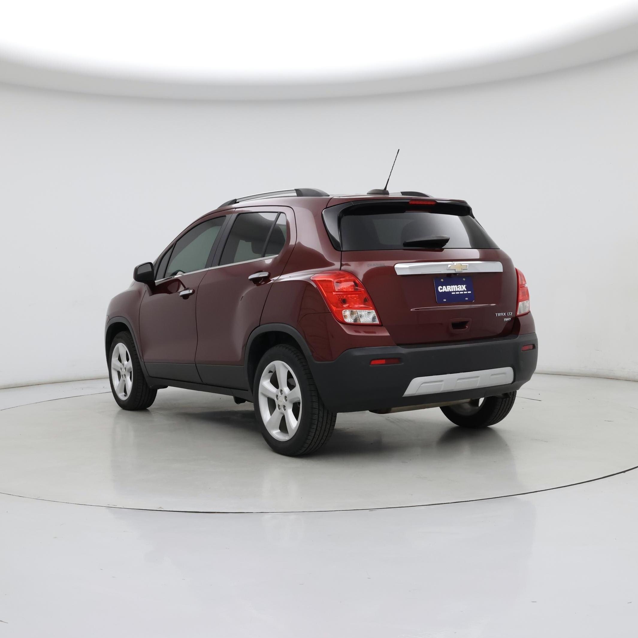 Thumbnail: 2016 Chevrolet Trax - 2