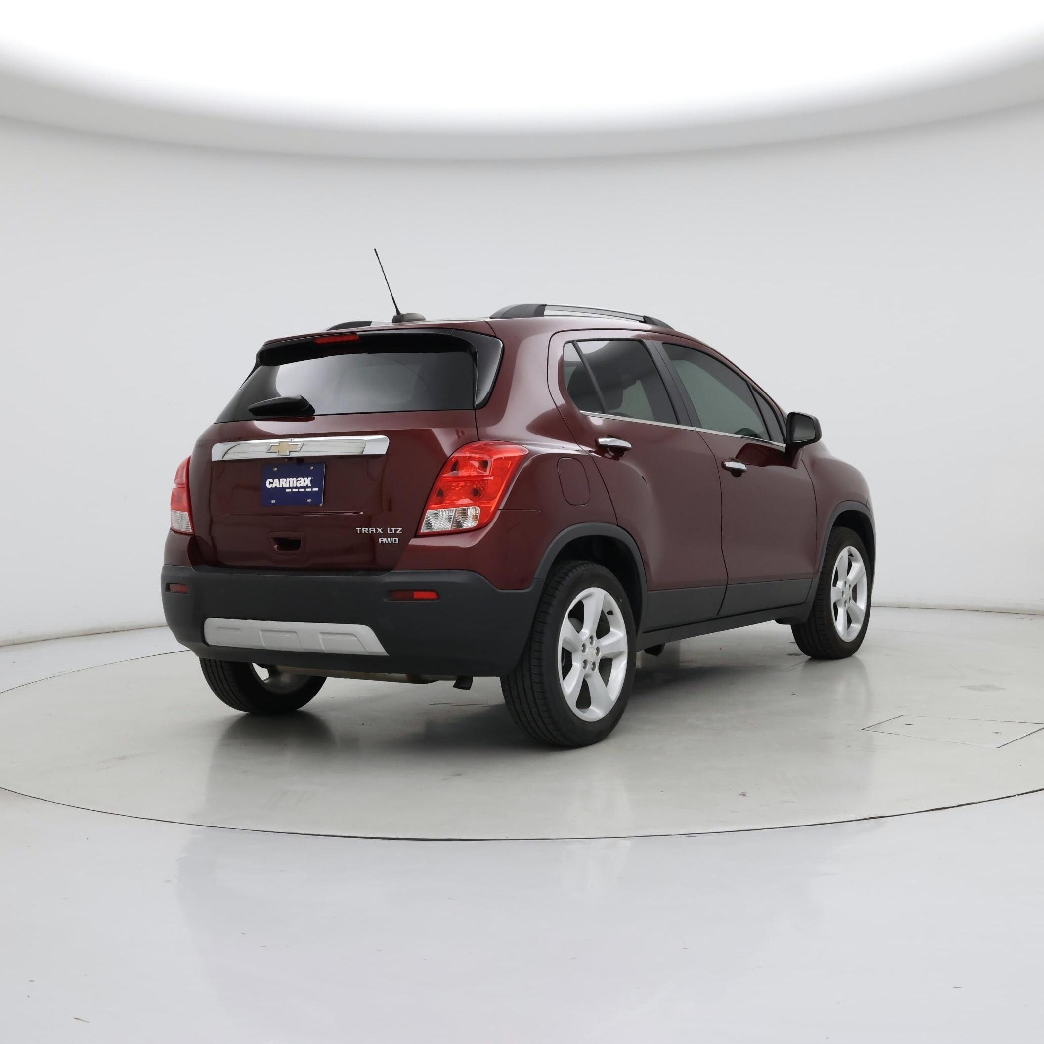 Thumbnail: 2016 Chevrolet Trax - 8