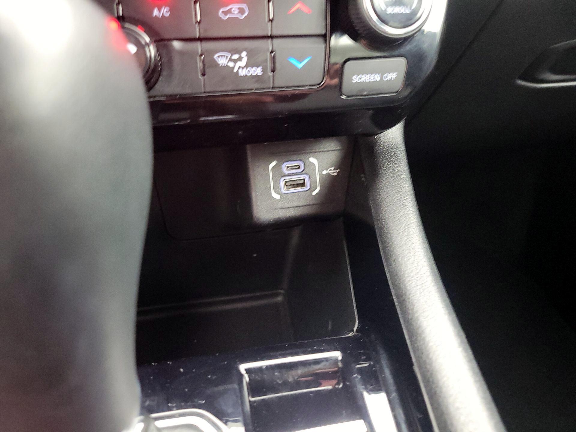Thumbnail: 2023 Jeep Compass - 18