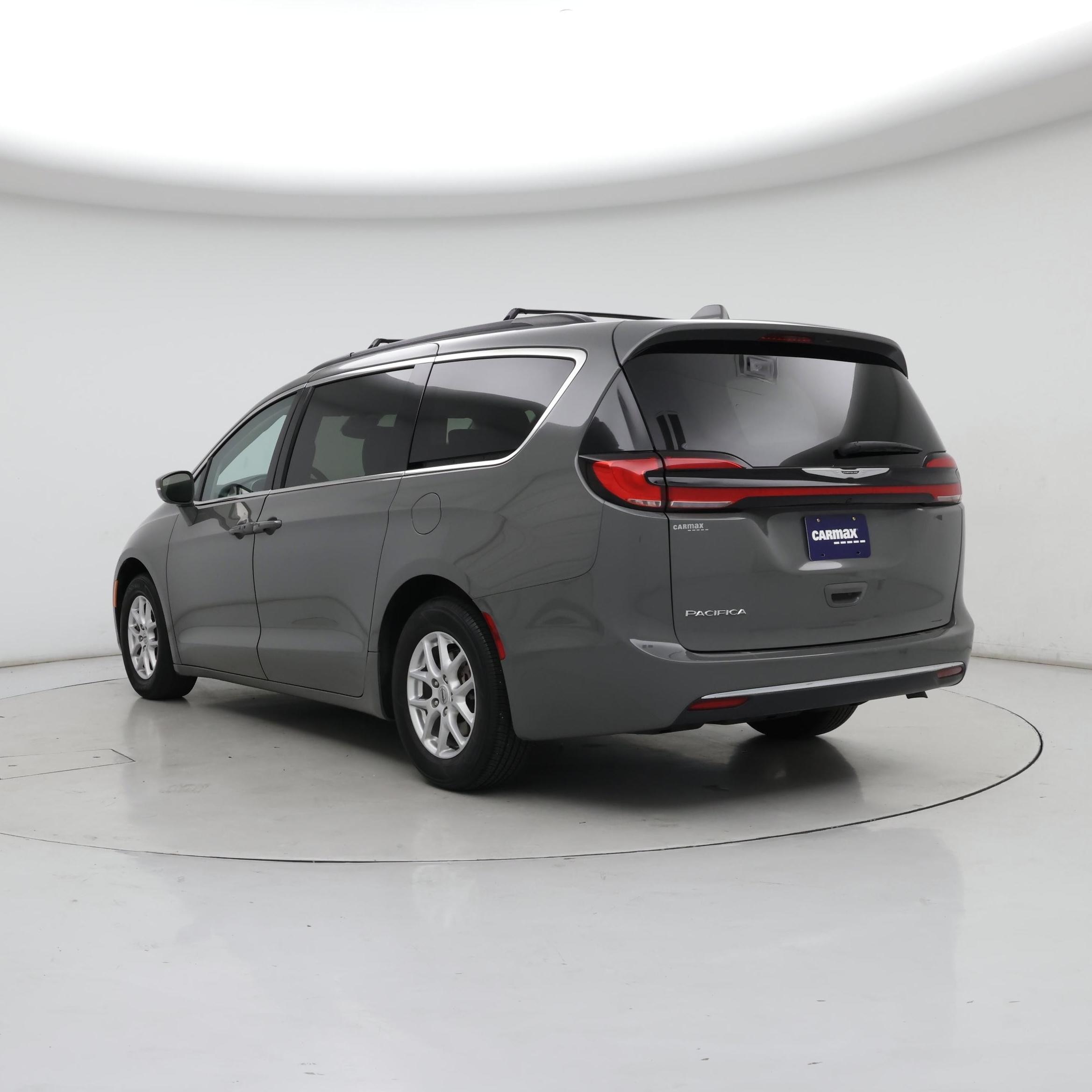 Thumbnail: 2022 Chrysler Pacifica - 2