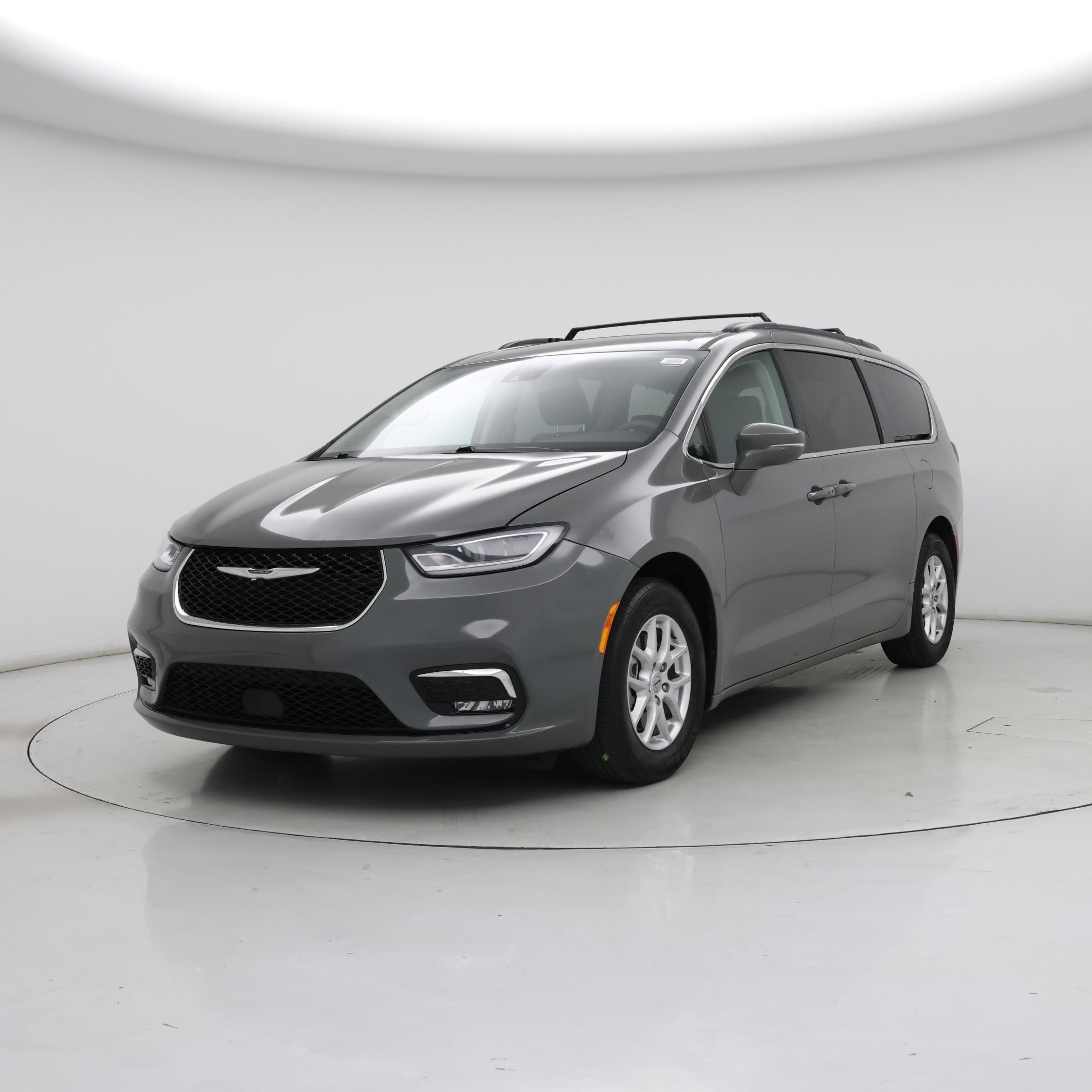 Thumbnail: 2022 Chrysler Pacifica - 4