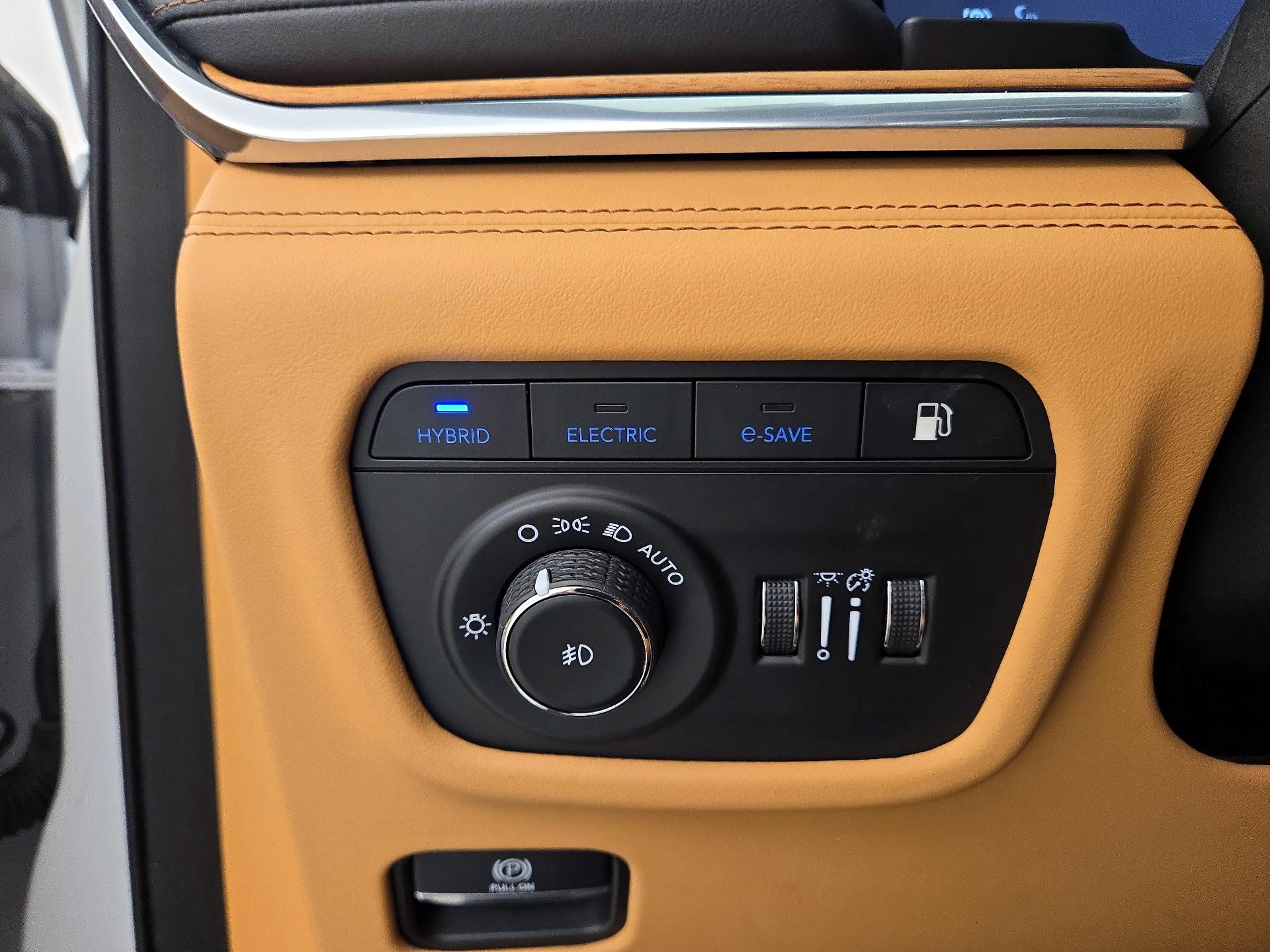 Thumbnail: 2023 Jeep Grand Cherokee - 13