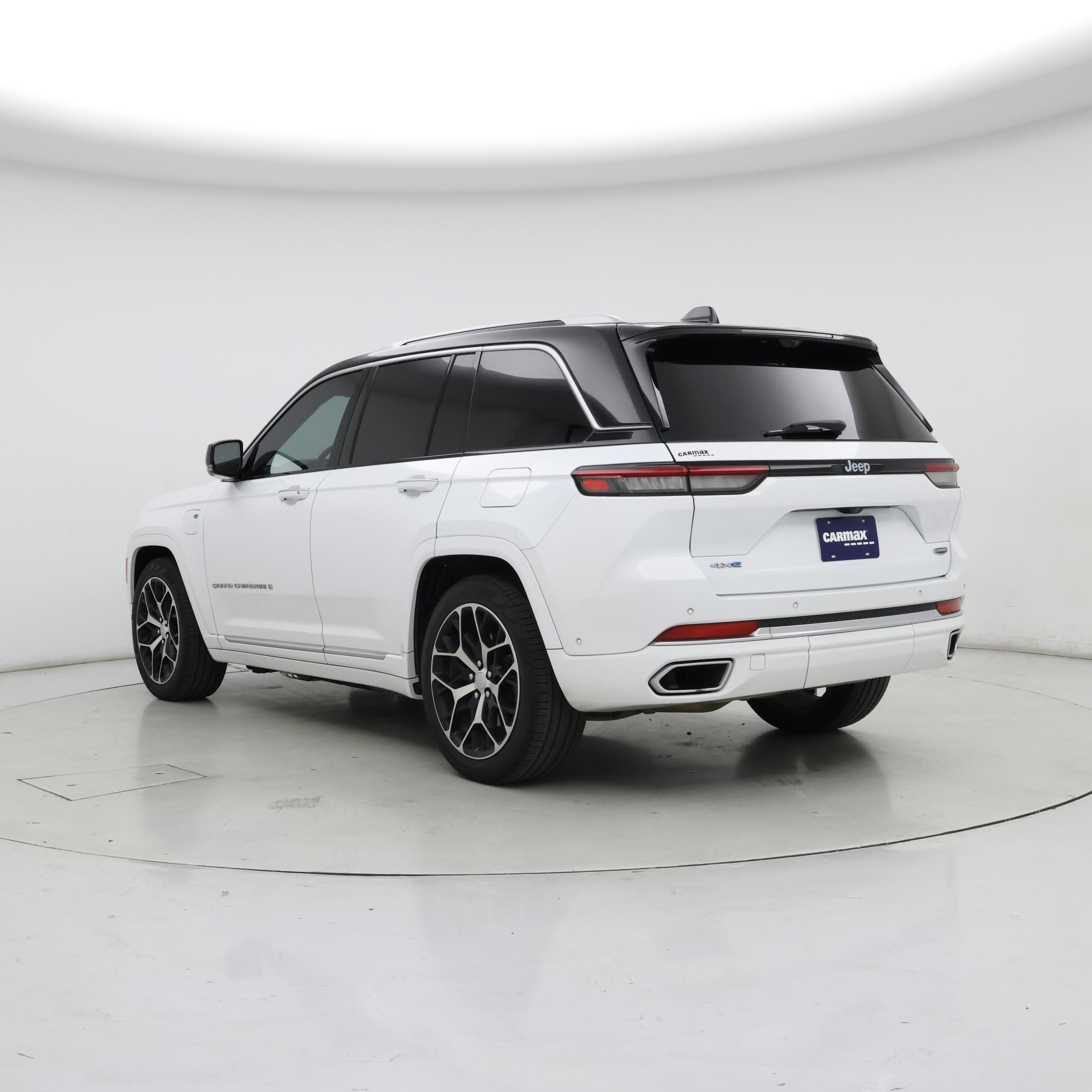 Thumbnail: 2023 Jeep Grand Cherokee - 2