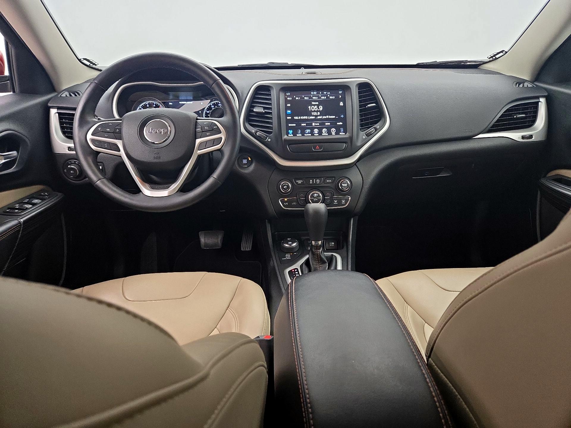 Thumbnail: 2017 Jeep Cherokee - 9