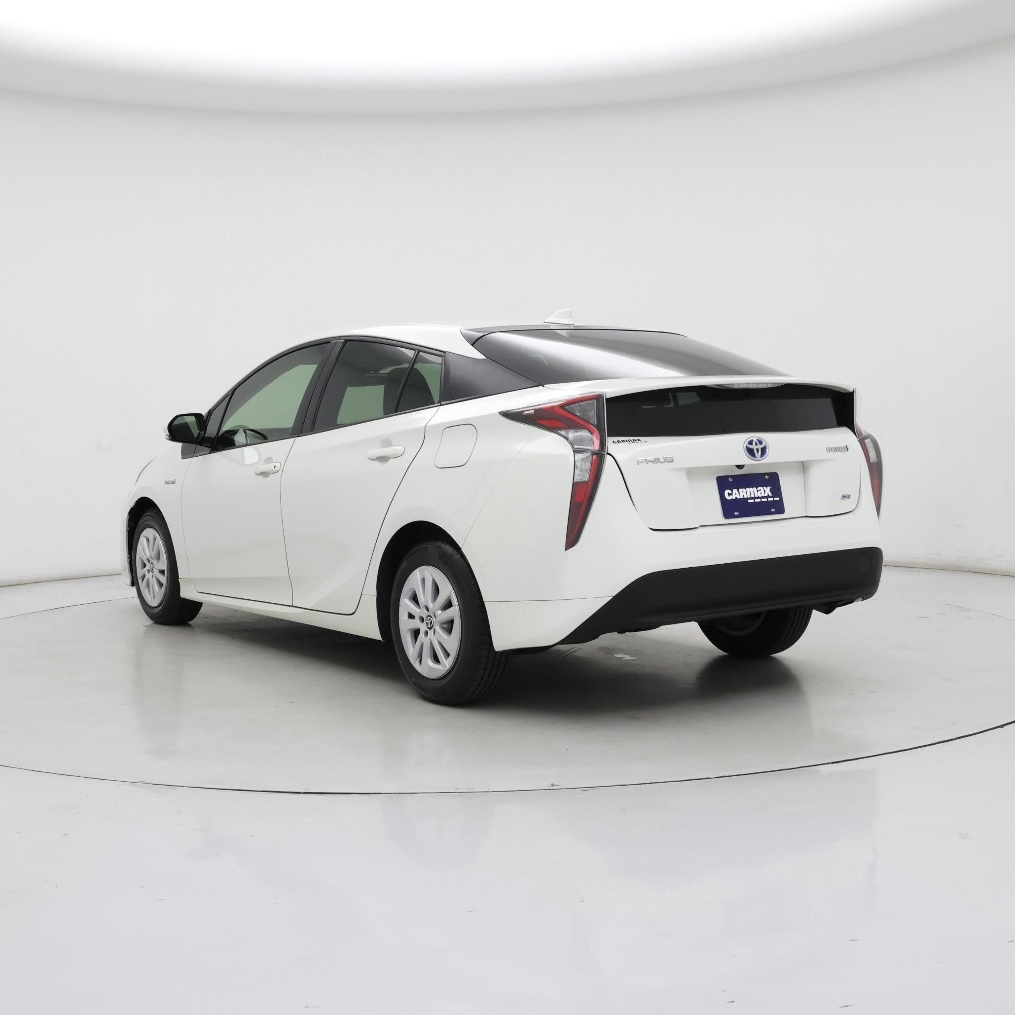 Thumbnail: 2017 Toyota Prius - 2