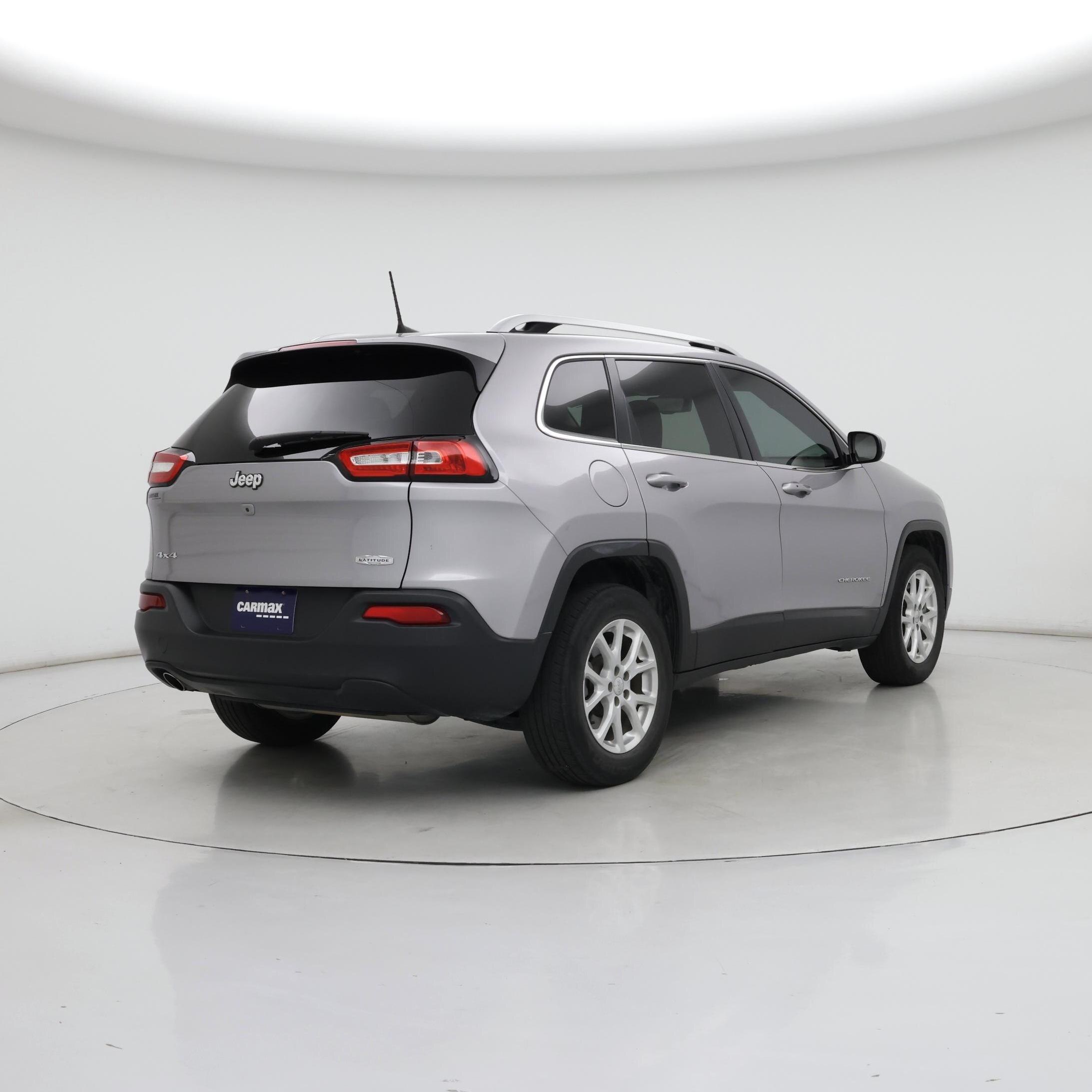Thumbnail: 2017 Jeep Cherokee - 8