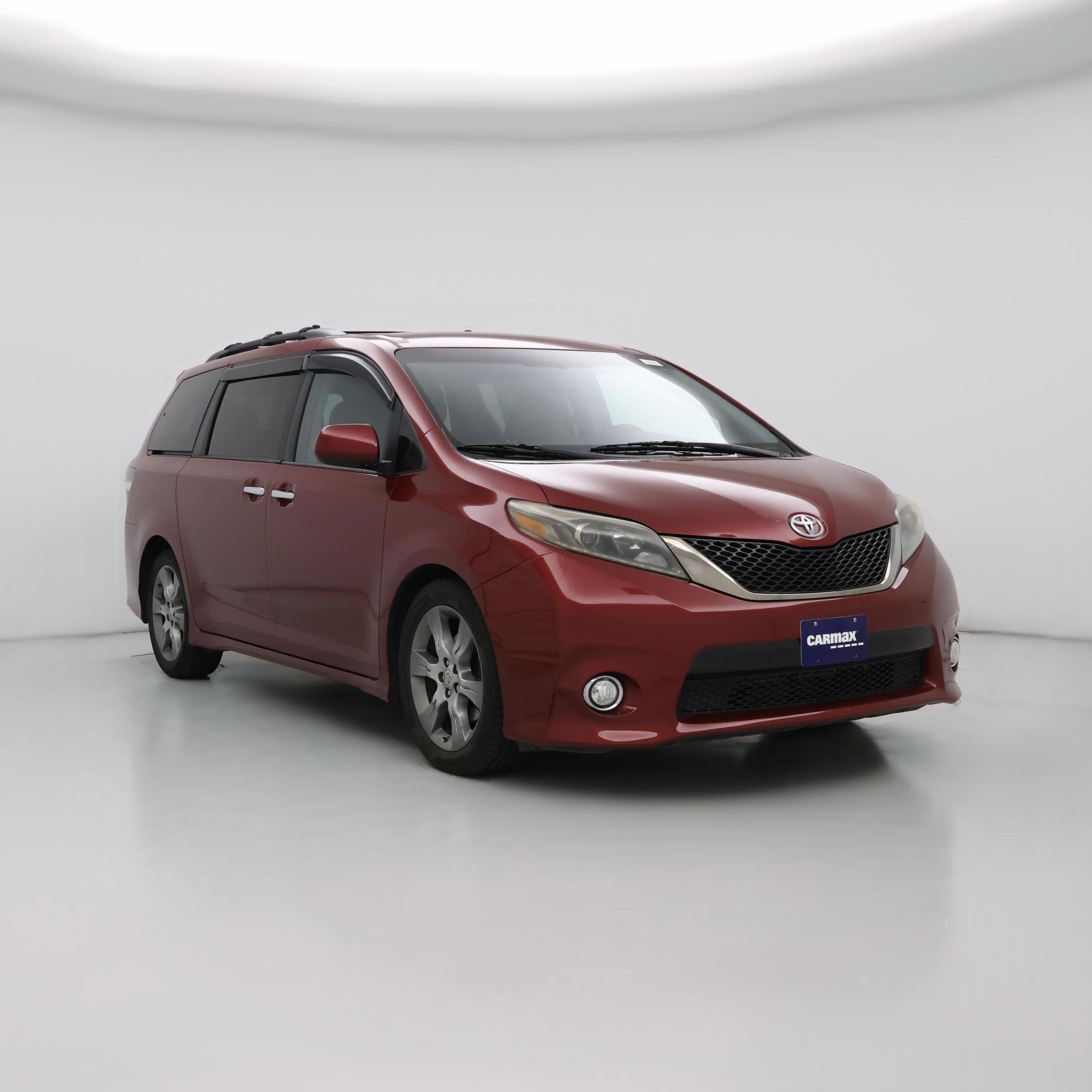 Thumbnail: 2015 Toyota Sienna - 1
