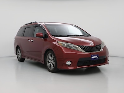 Red 2015 Toyota Sienna SE