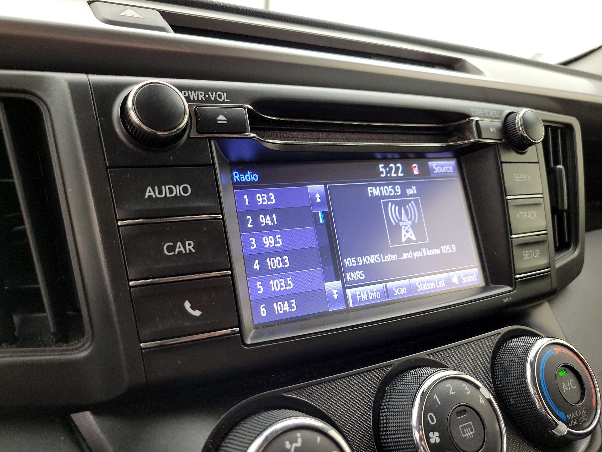 Thumbnail: 2018 Toyota RAV4 - 15