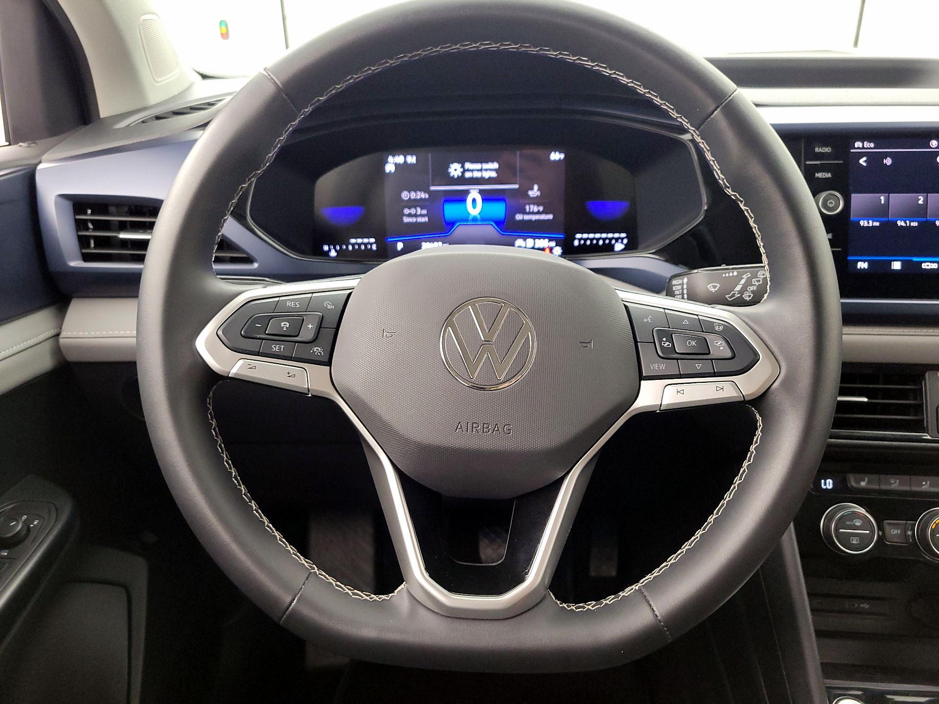 Thumbnail: 2024 Volkswagen Taos - 10