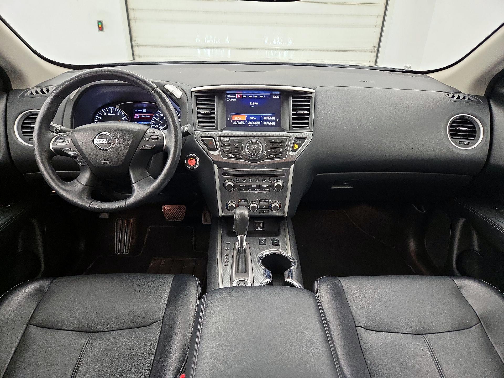 Thumbnail: 2020 Nissan Pathfinder - 9