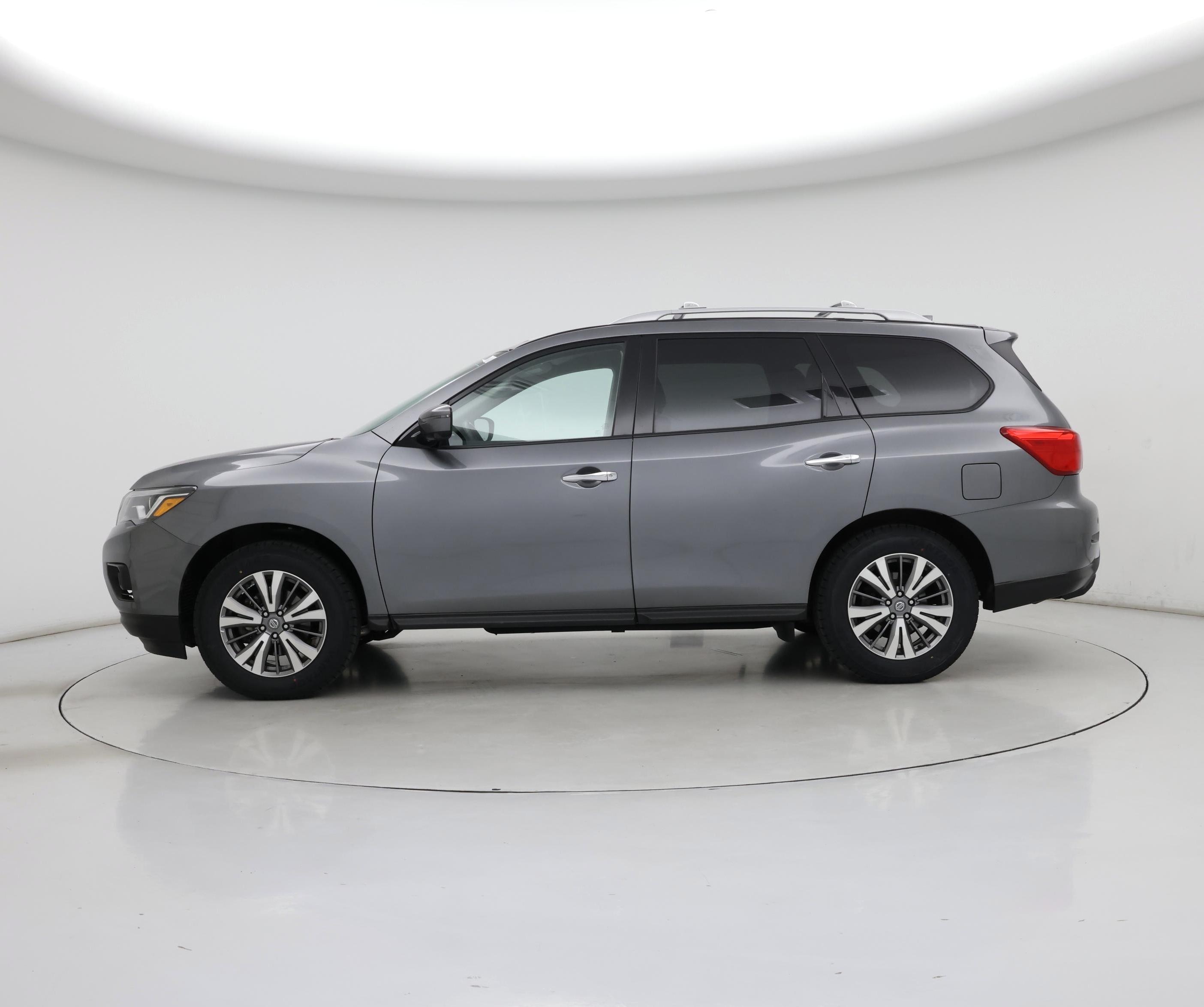 Thumbnail: 2020 Nissan Pathfinder - 3