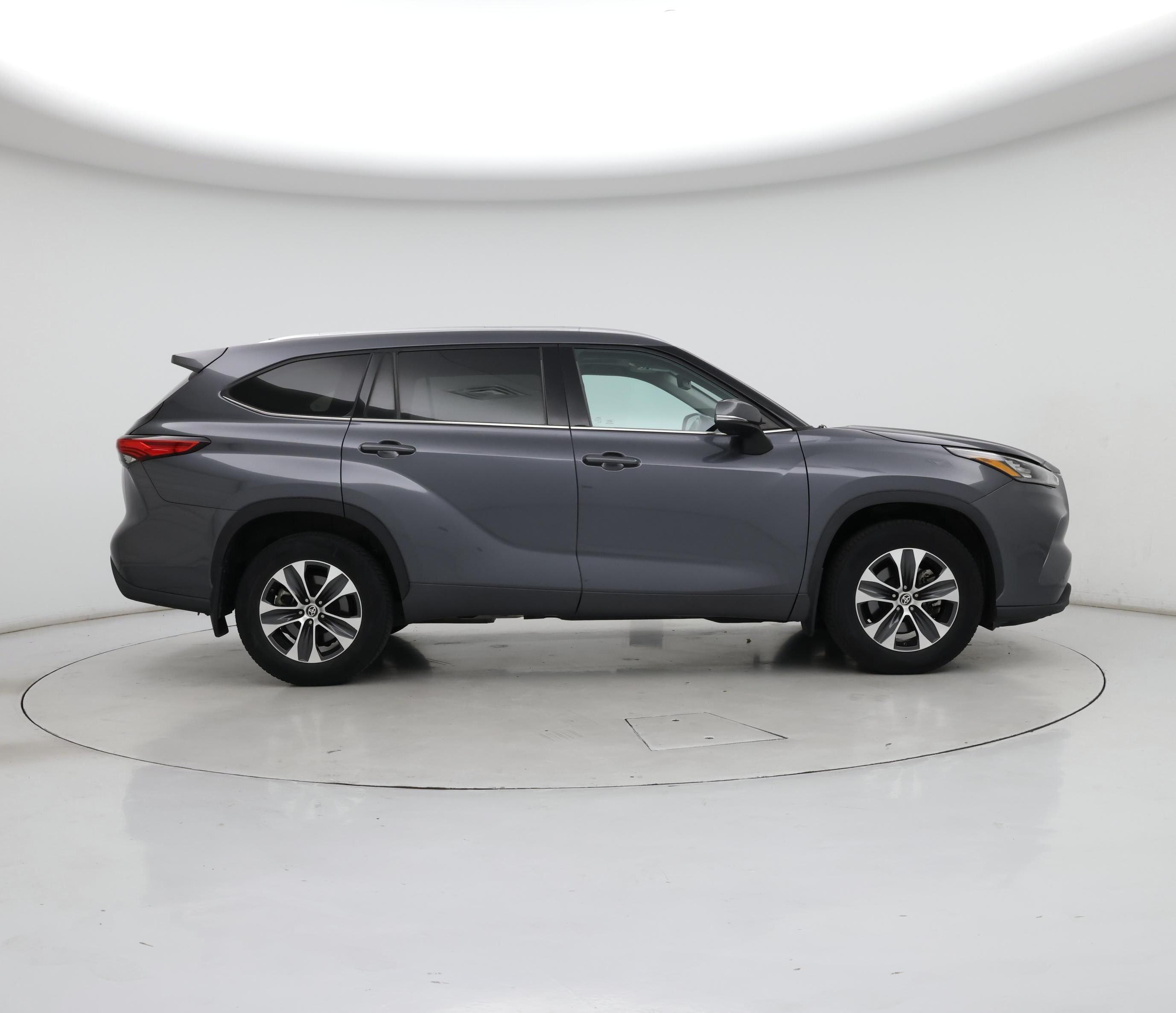 Thumbnail: 2020 Toyota Highlander - 7