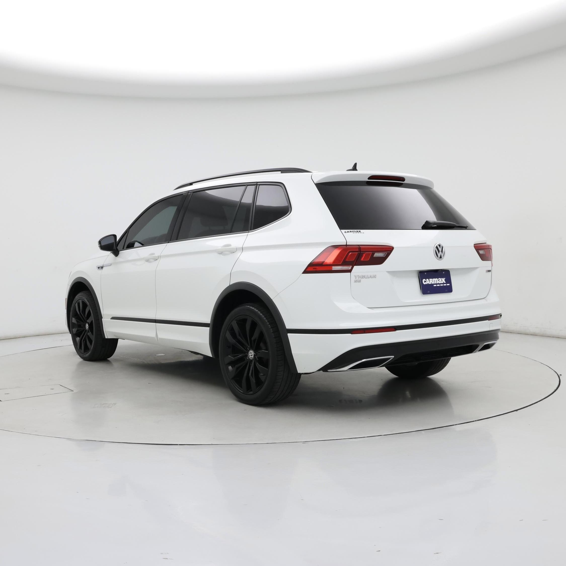 Thumbnail: 2021 Volkswagen Tiguan - 2