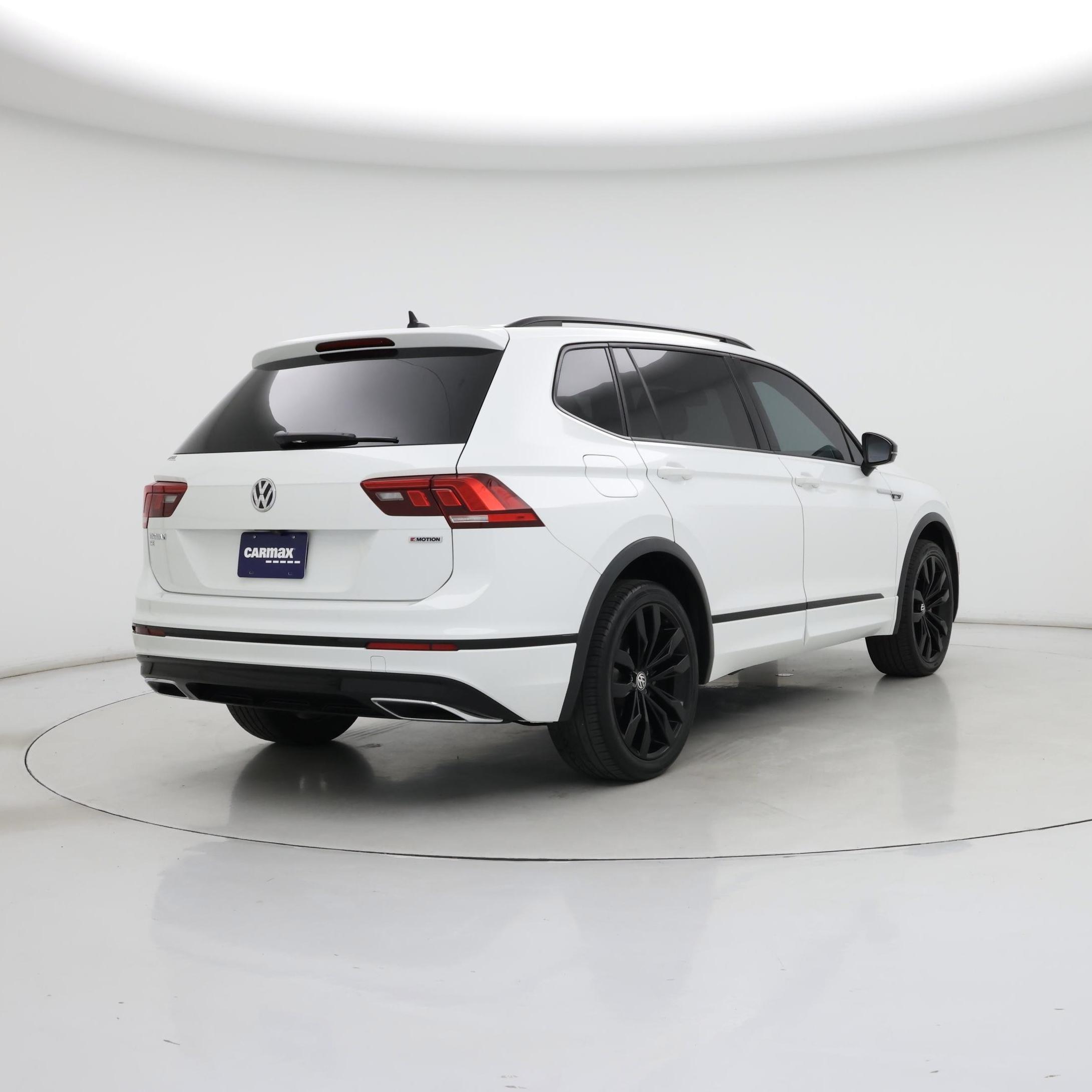 Thumbnail: 2021 Volkswagen Tiguan - 8