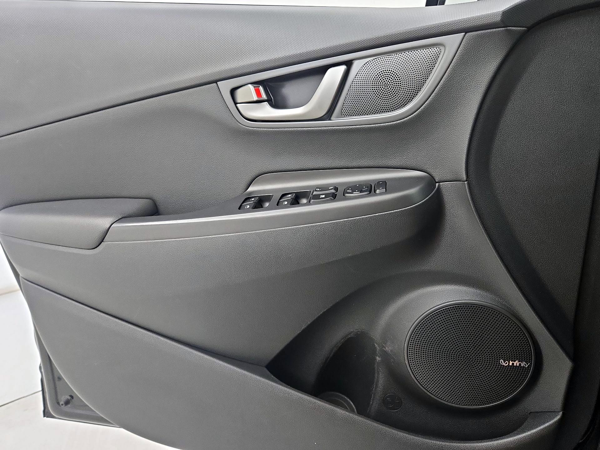 Thumbnail: 2019 Hyundai Kona - 12