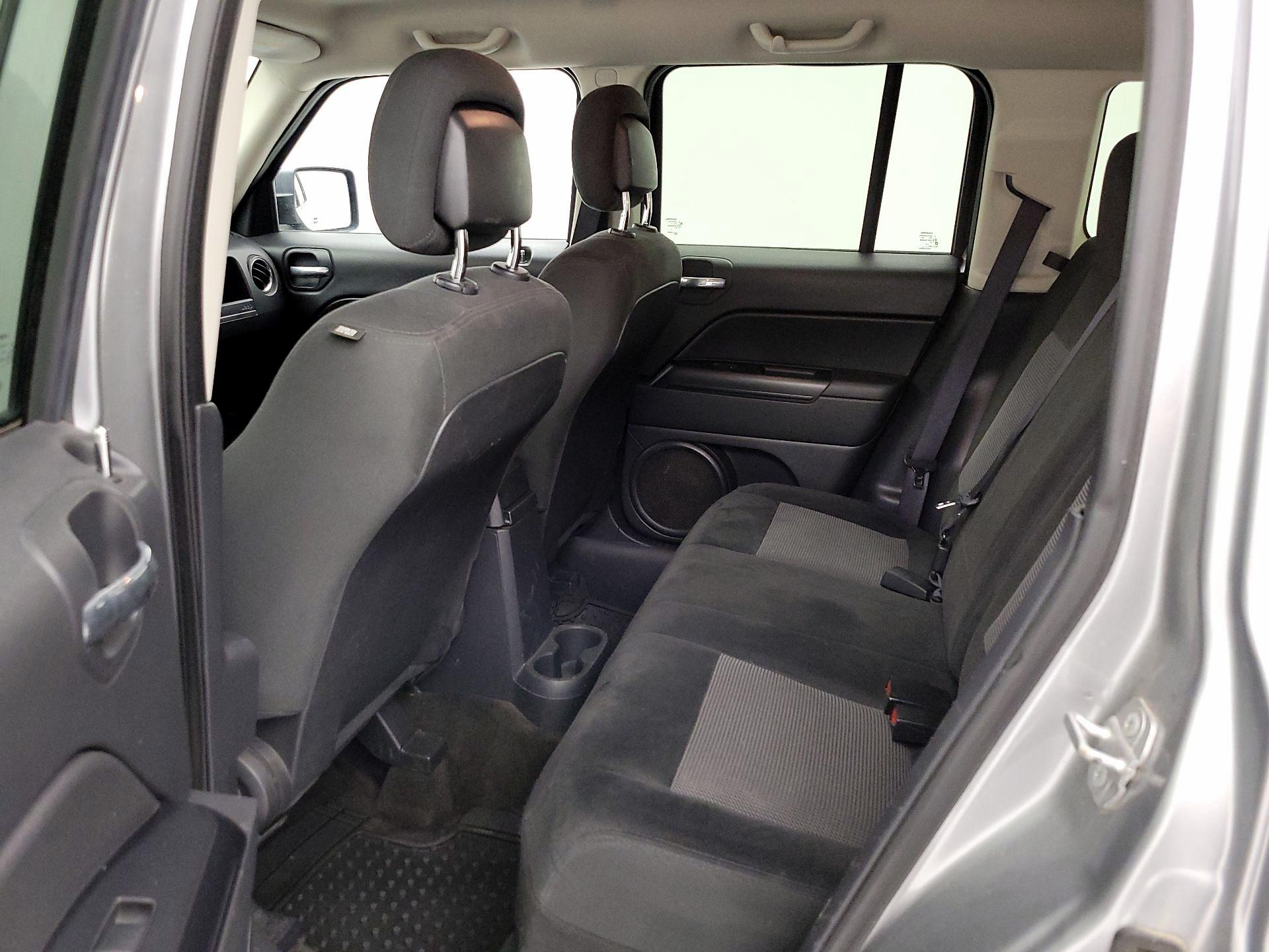 Thumbnail: 2015 Jeep Patriot - 17