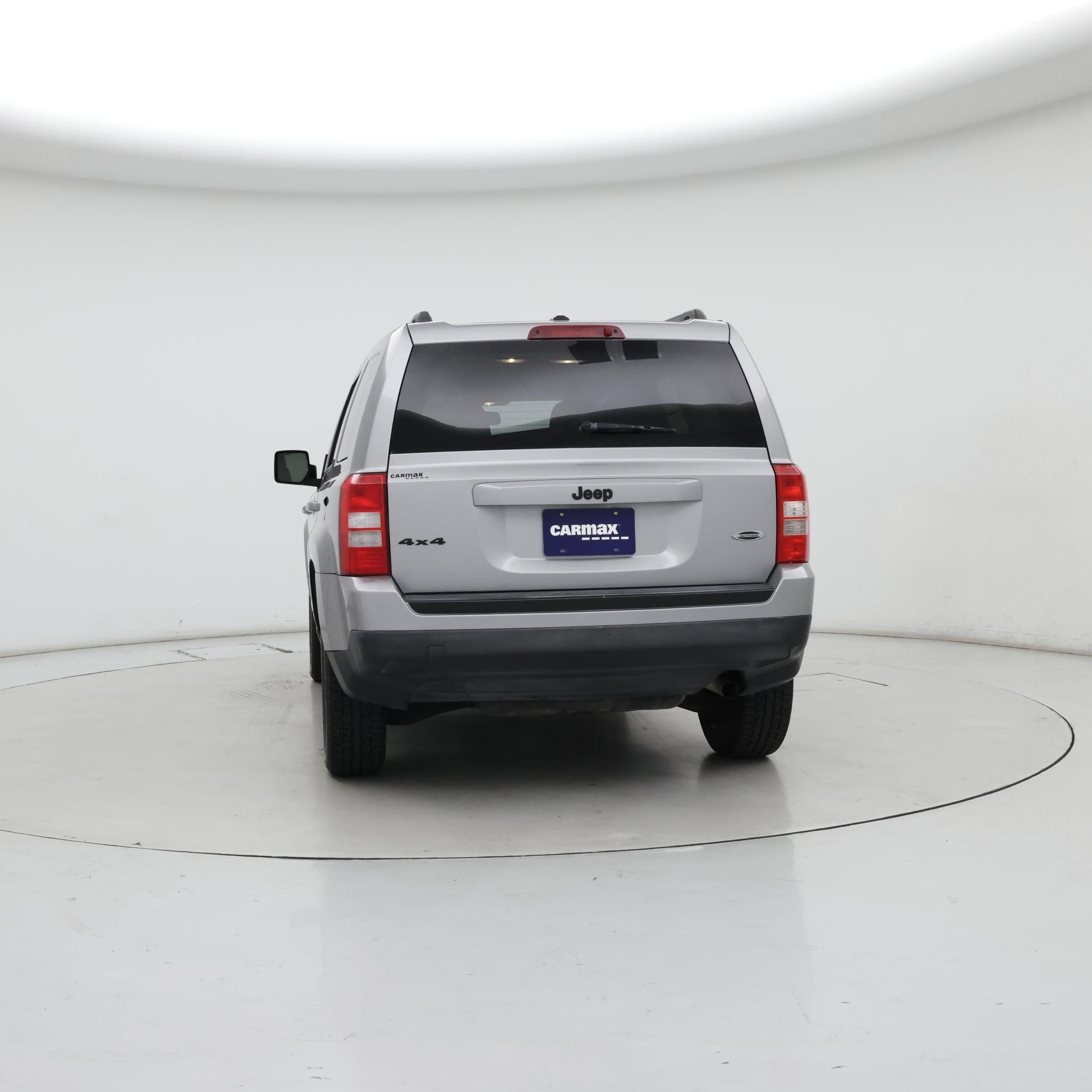 Thumbnail: 2015 Jeep Patriot - 6