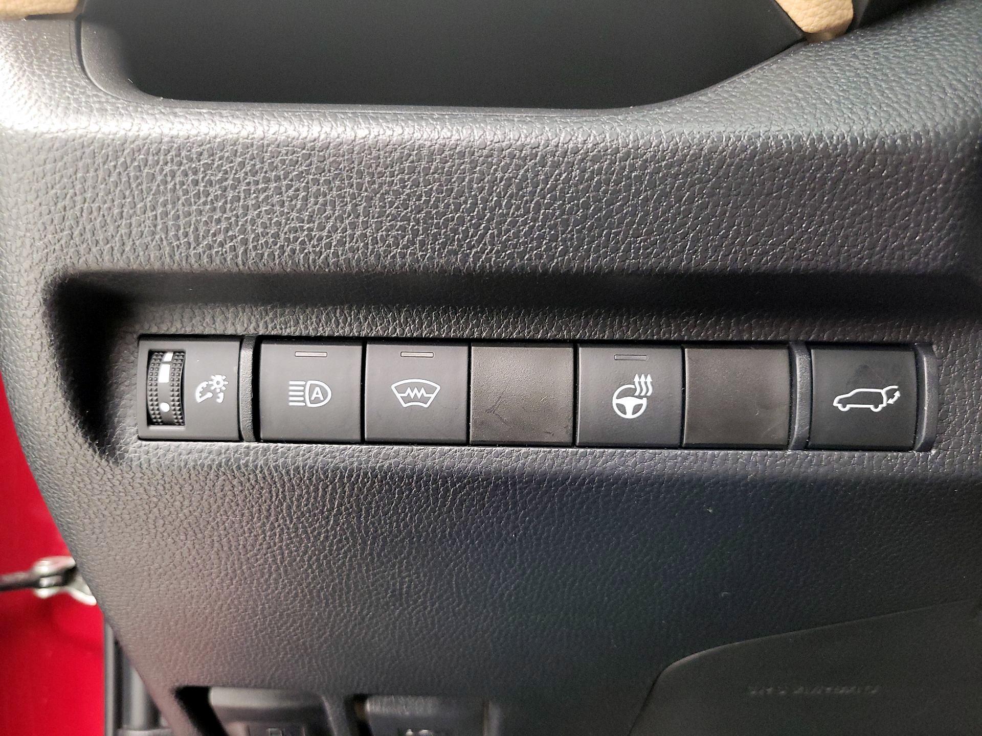 Thumbnail: 2023 Toyota RAV4 - 13