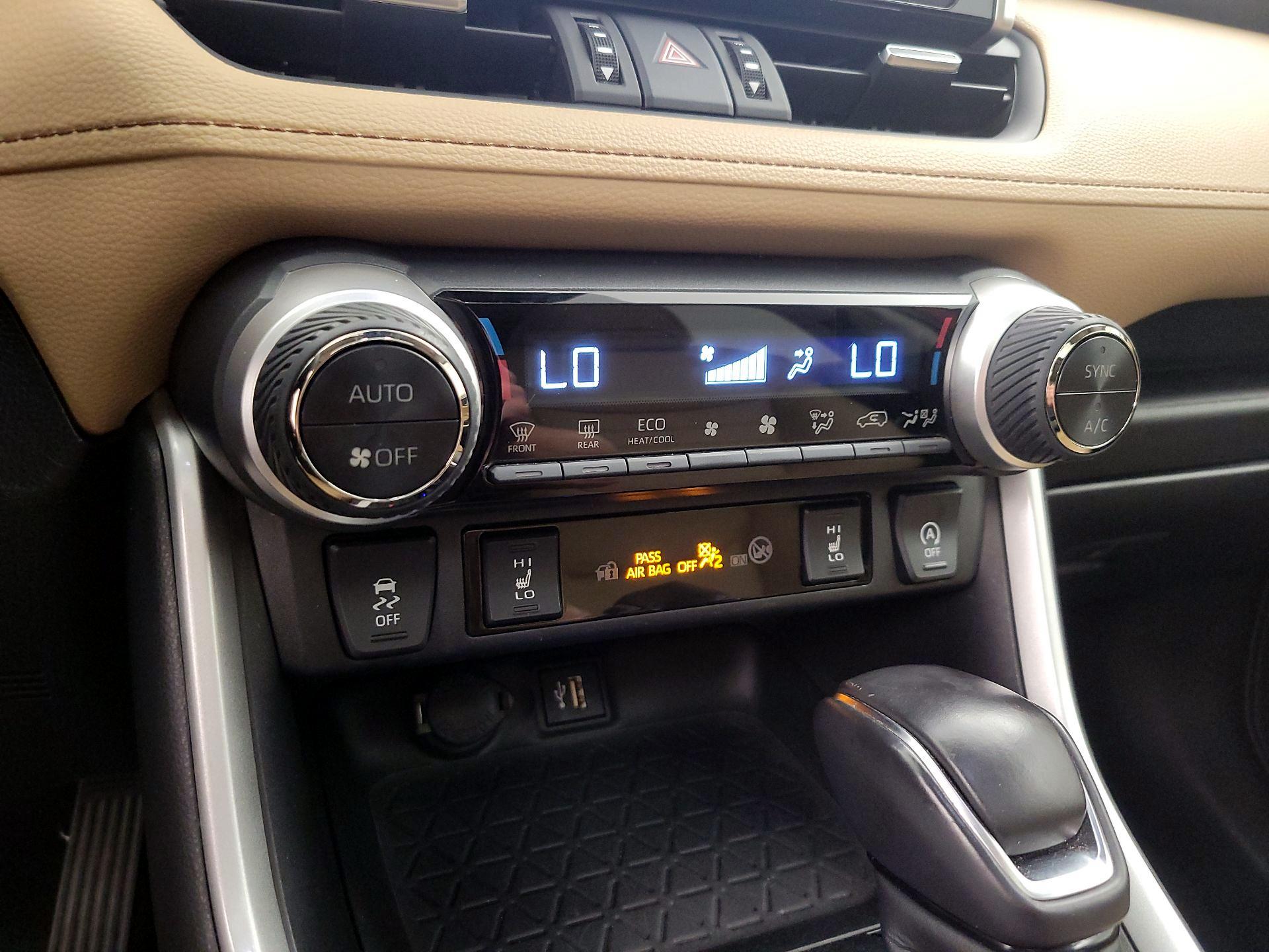 Thumbnail: 2023 Toyota RAV4 - 16