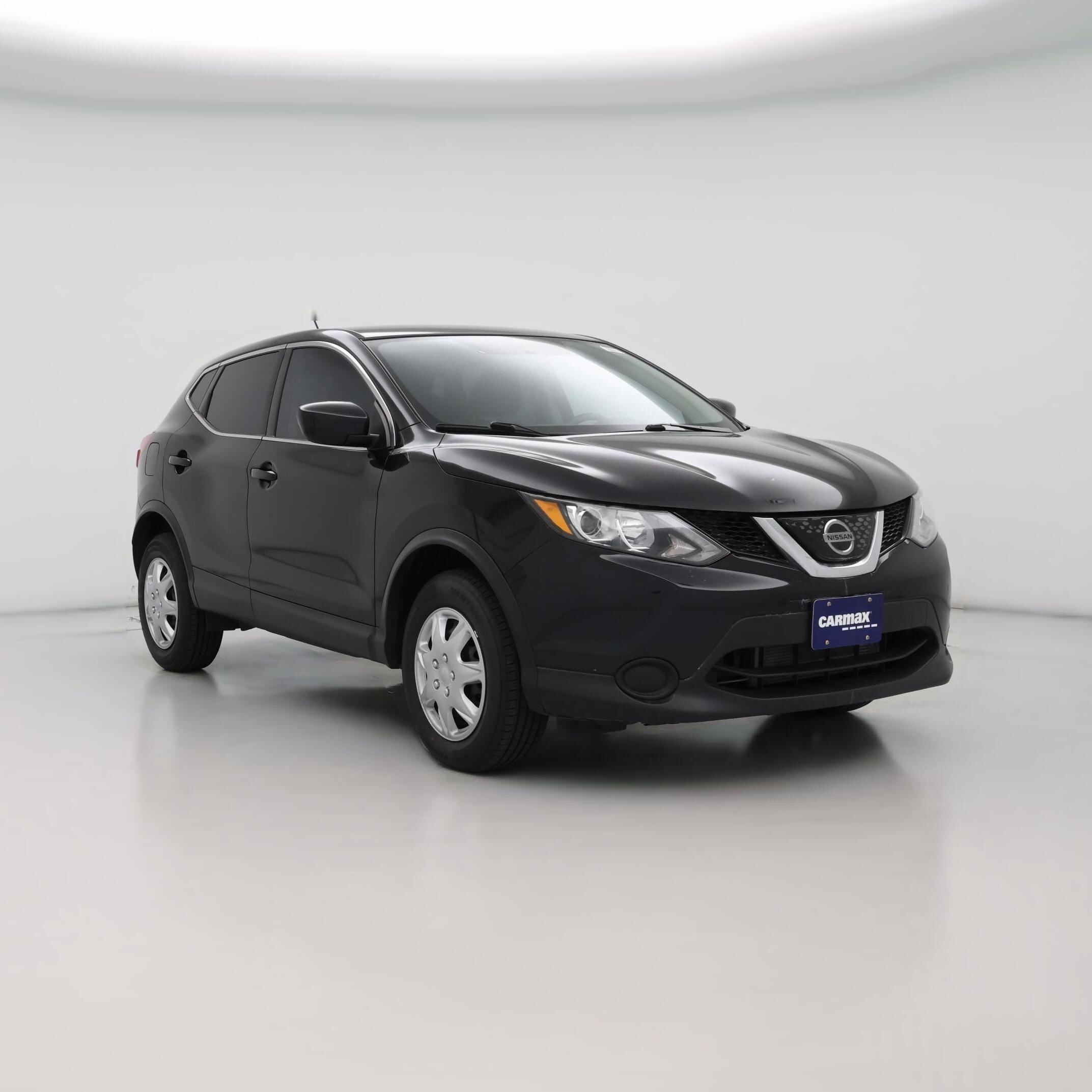 Thumbnail: 2018 Nissan Rogue Sport - 1