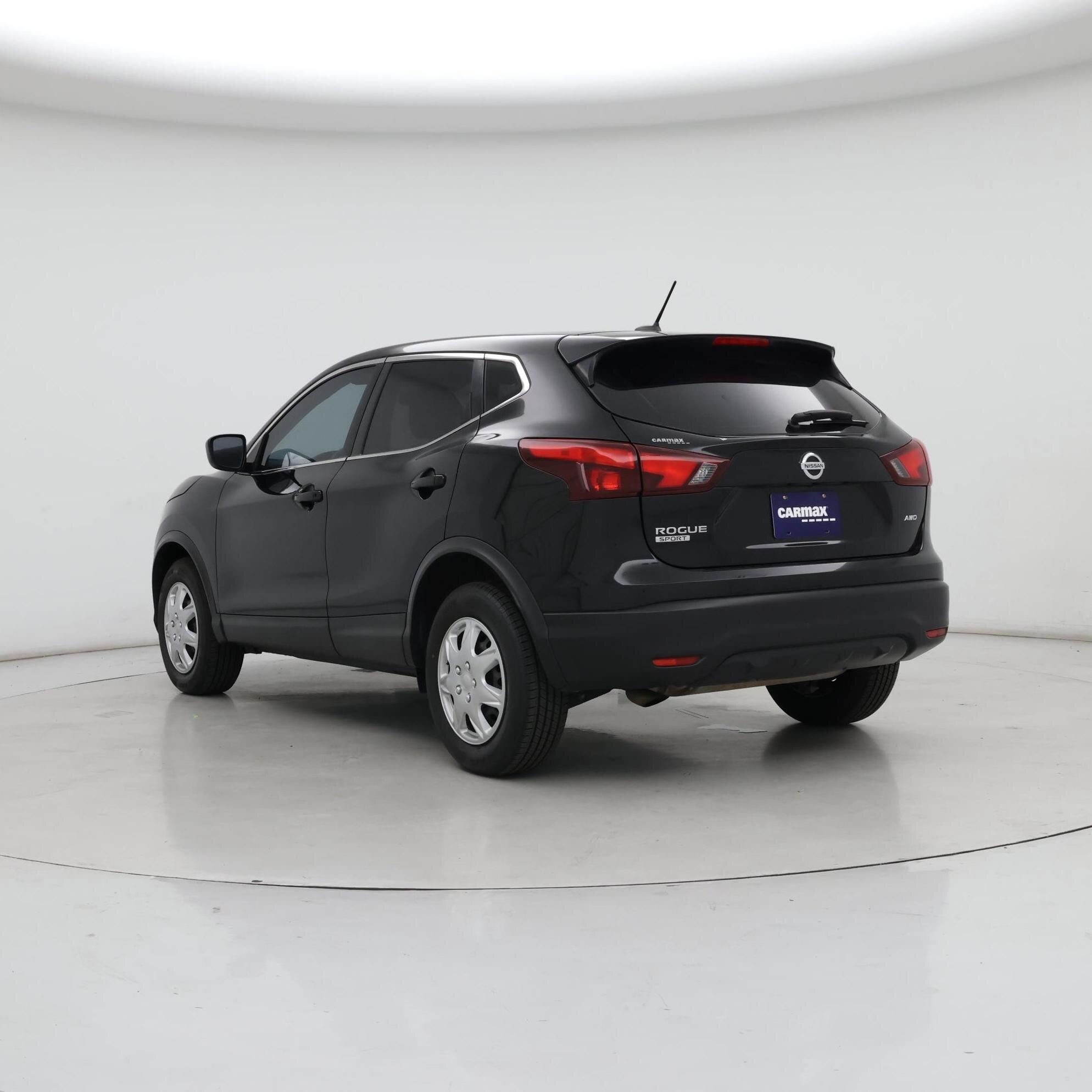 Thumbnail: 2018 Nissan Rogue Sport - 2
