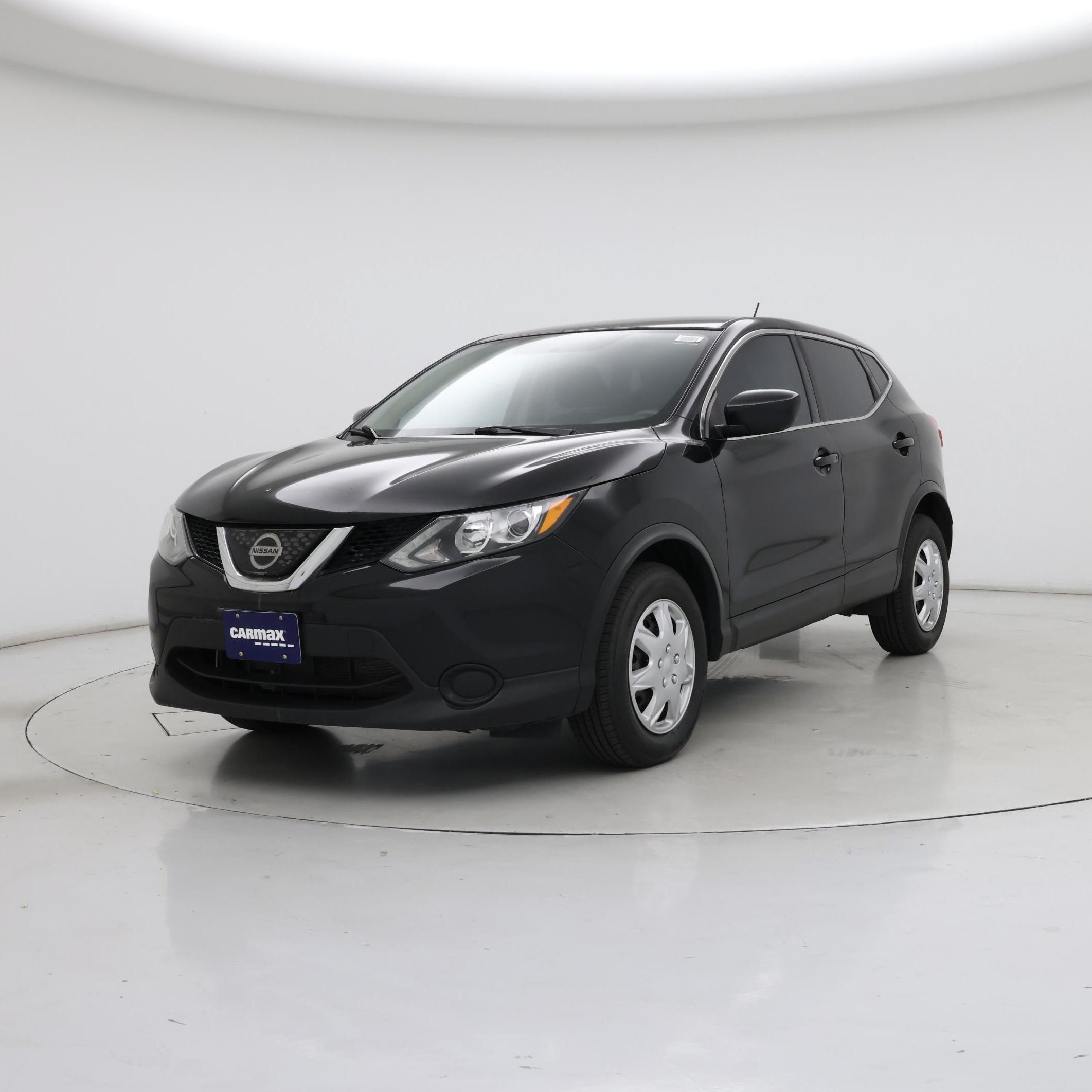 Thumbnail: 2018 Nissan Rogue Sport - 4