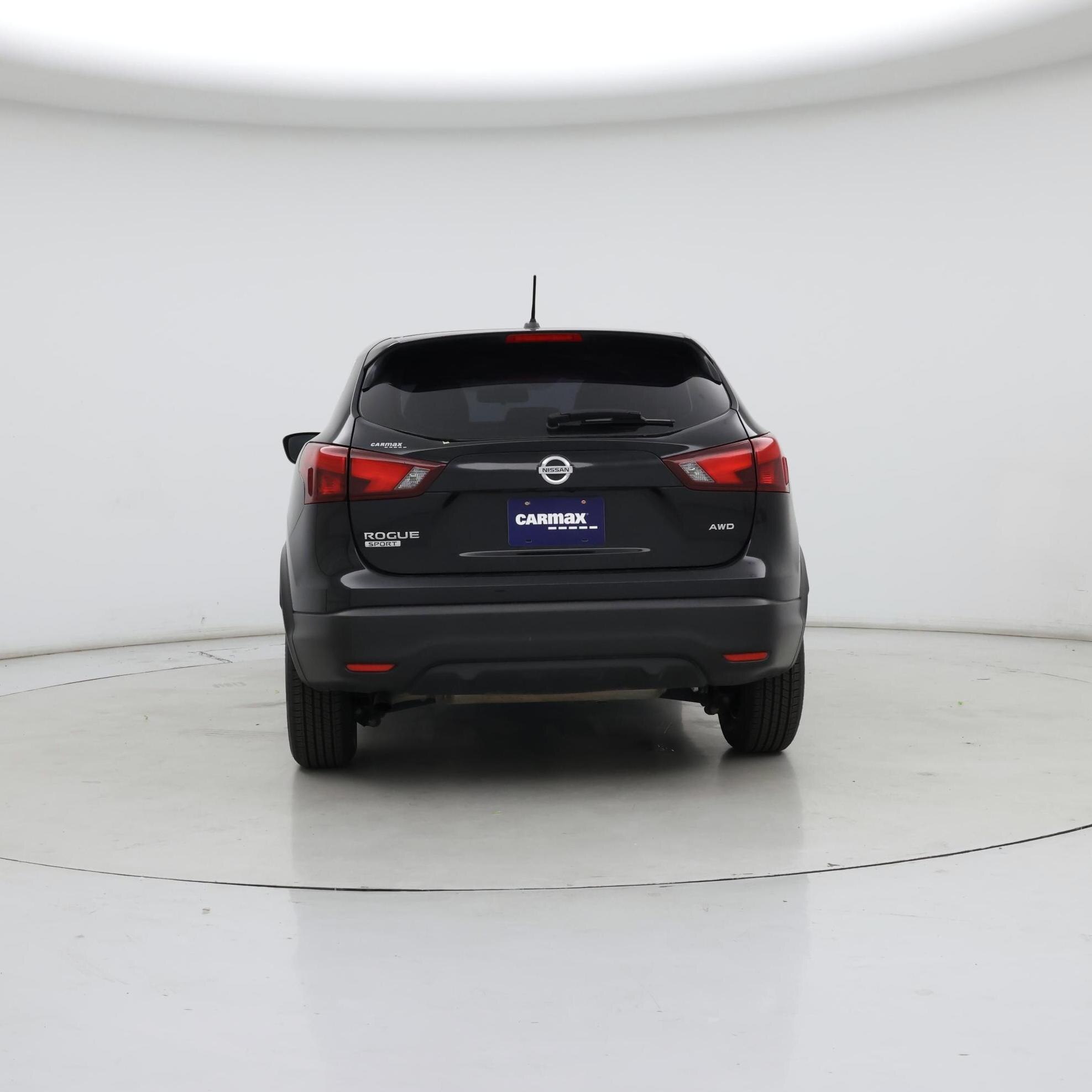 Thumbnail: 2018 Nissan Rogue Sport - 6