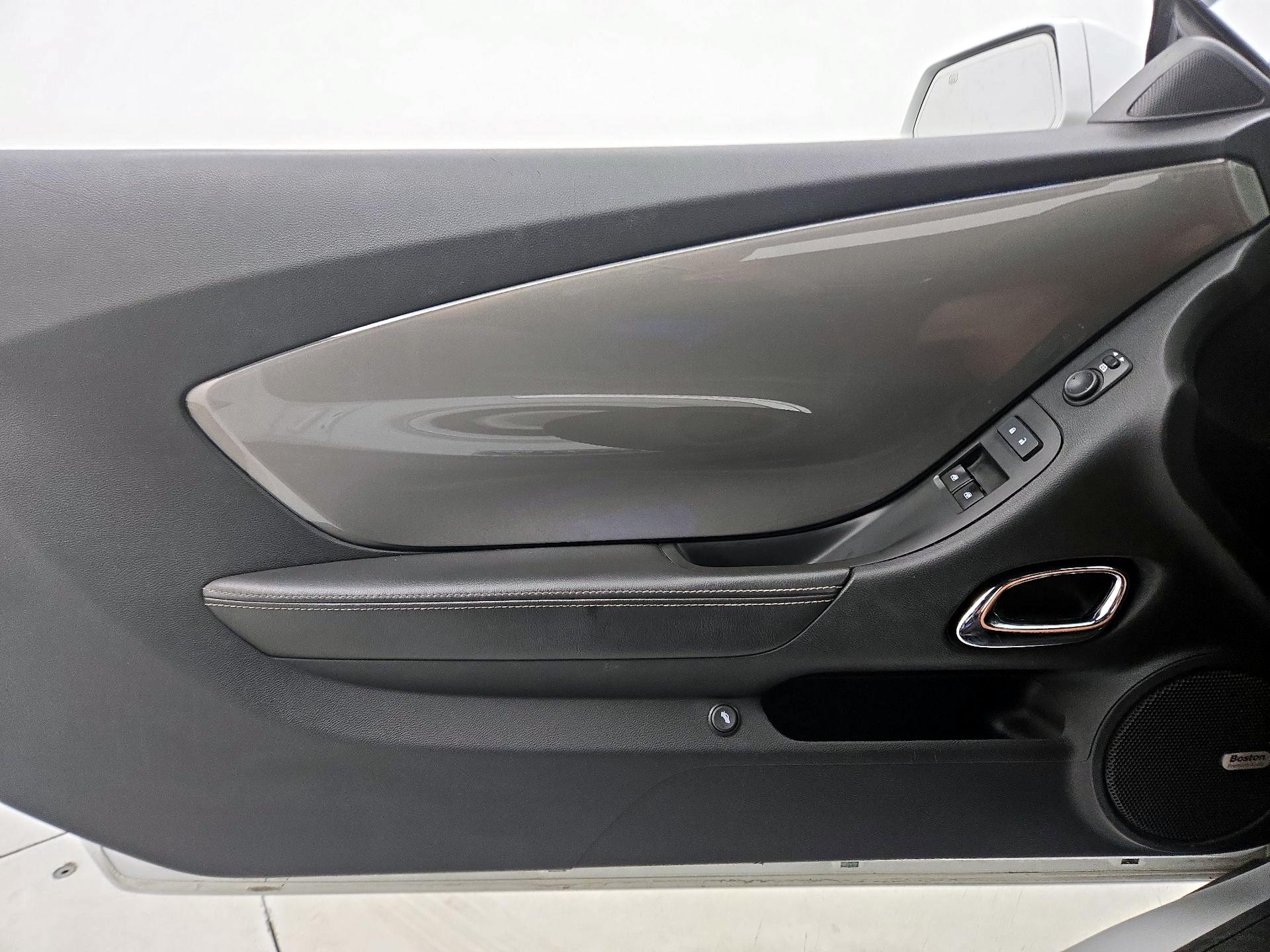Thumbnail: 2015 Chevrolet Camaro - 12