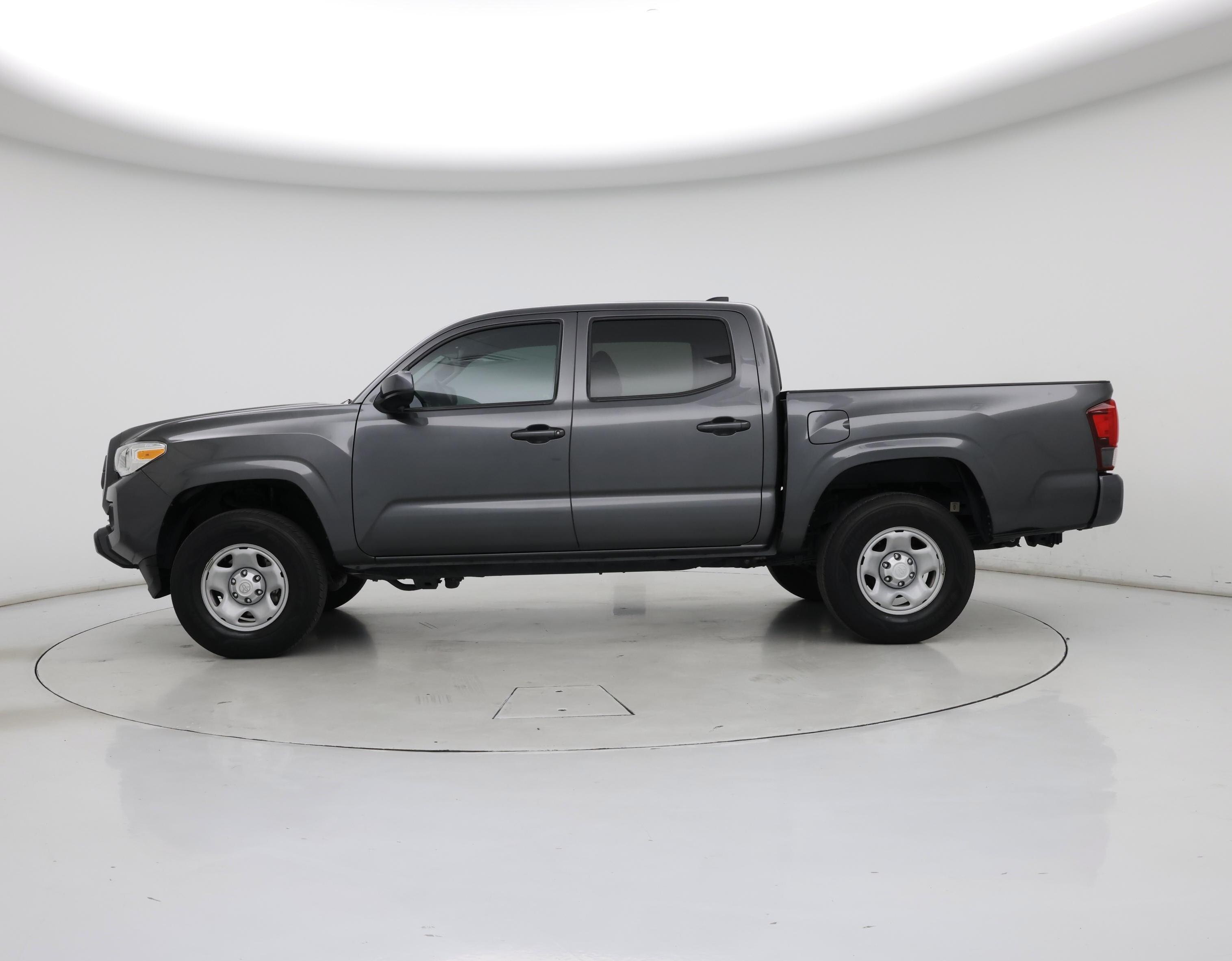 Thumbnail: 2020 Toyota Tacoma - 3